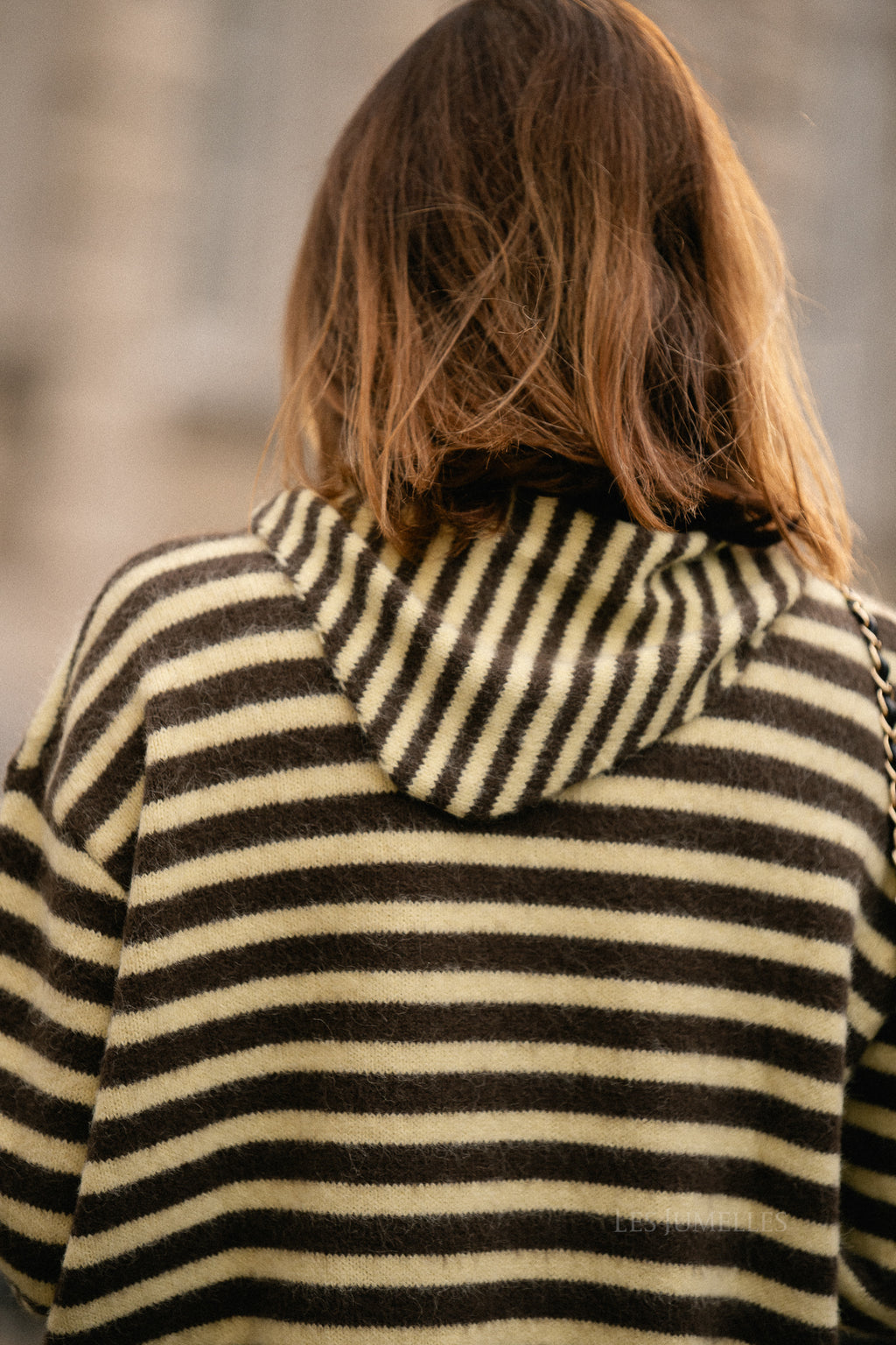 Louise gestreepte driehoekige sjaal hot chocolate/pastelgeel