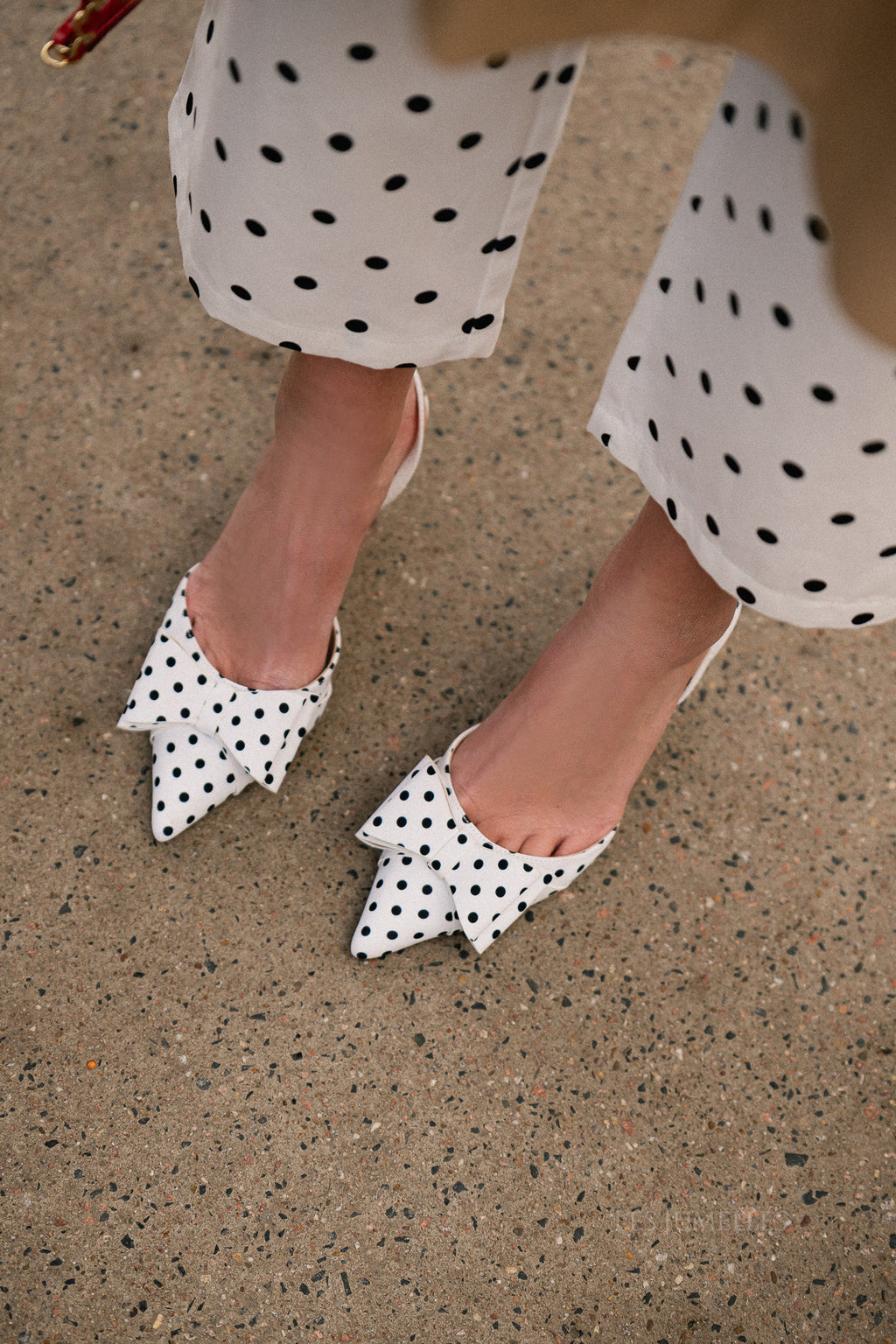Cleo Slingback-Pumps mit Polka-Dot-Muster