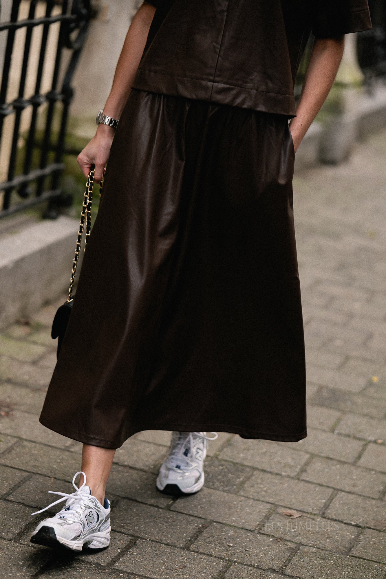 OBJEmery MW lose coated skirt seal brown