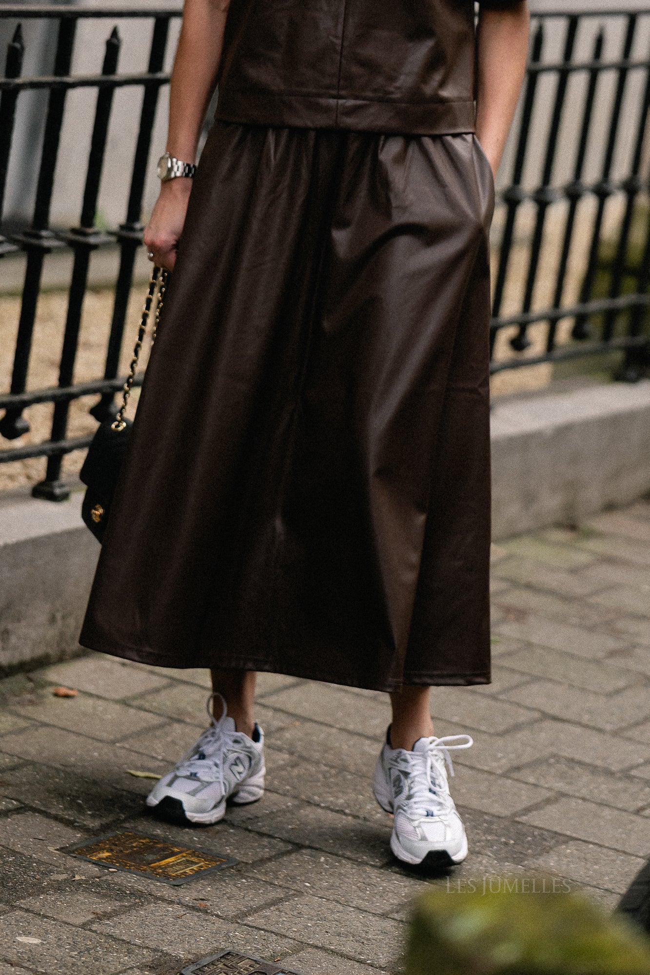 OBJEmery MW lose coated skirt seal brown