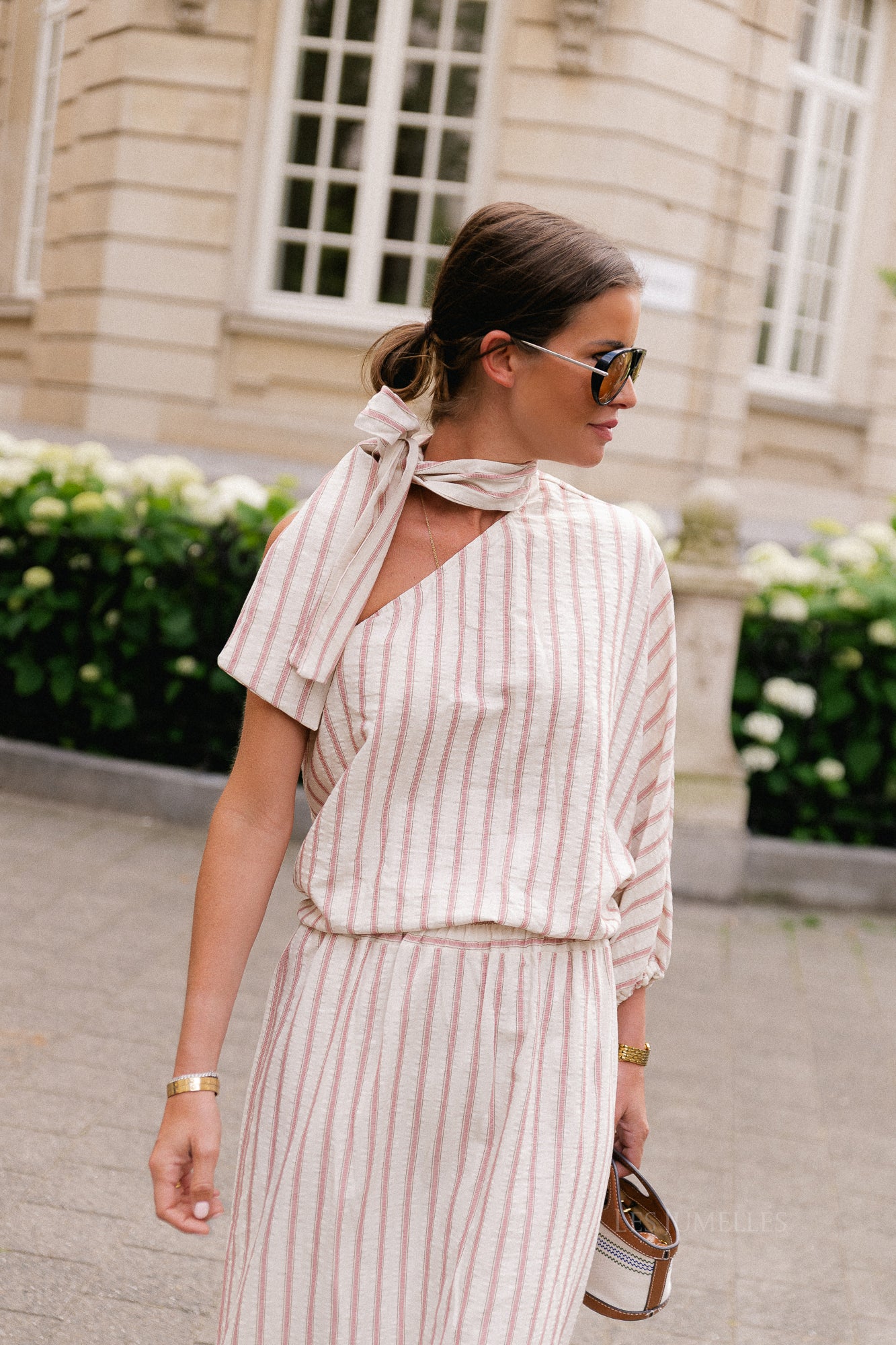 Esmay striped one-shoulder blouse ecru/dark rose