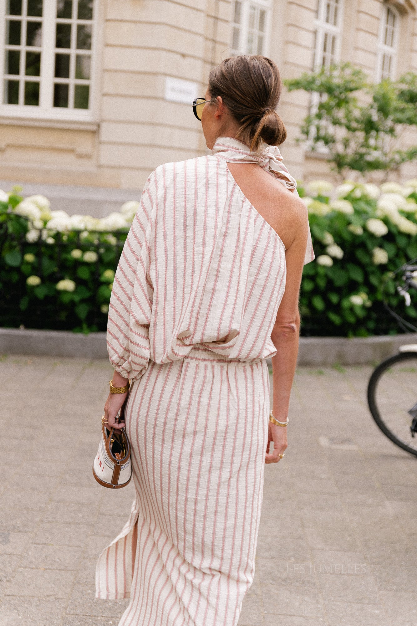 Esmay striped one-shoulder blouse ecru/dark rose