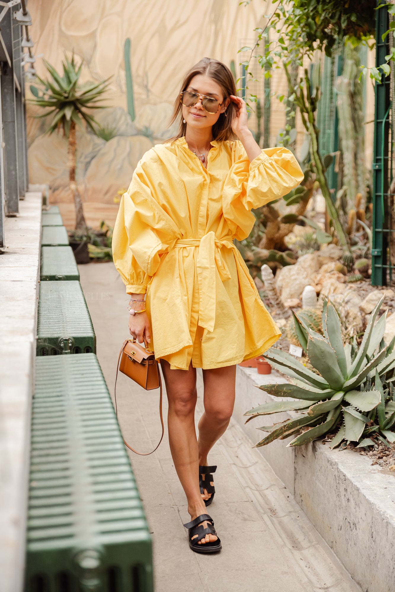 Gigi korte jurk geel