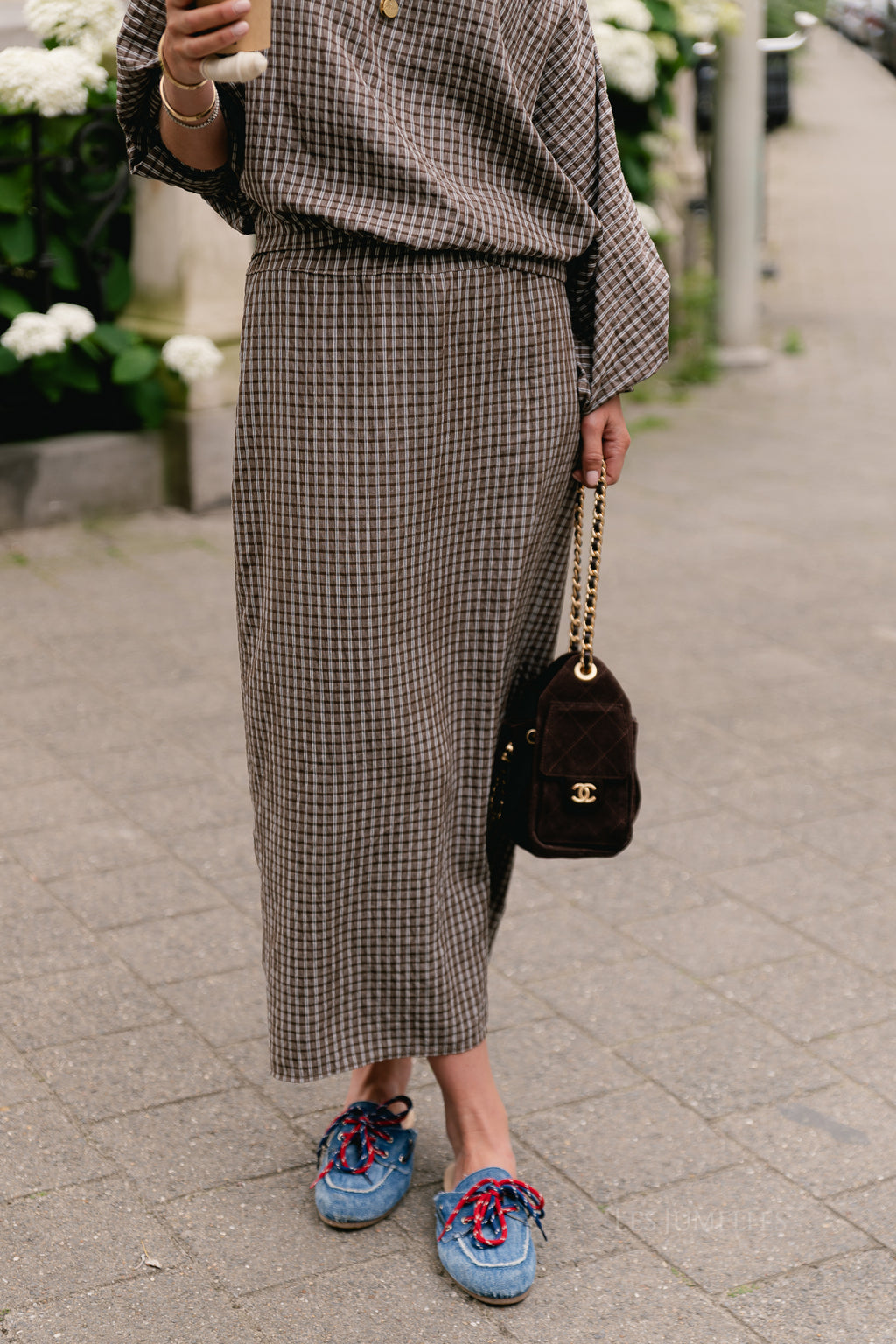 Cosette checkered skirt hot chocolate