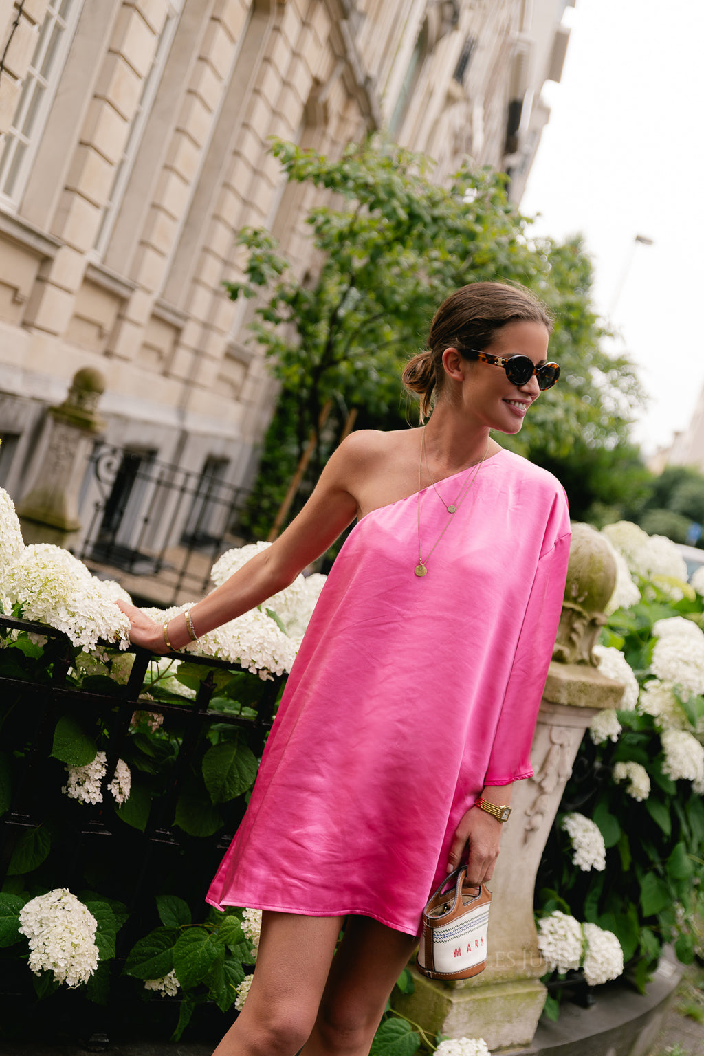 Lilly one shoulder dress bubblegum
