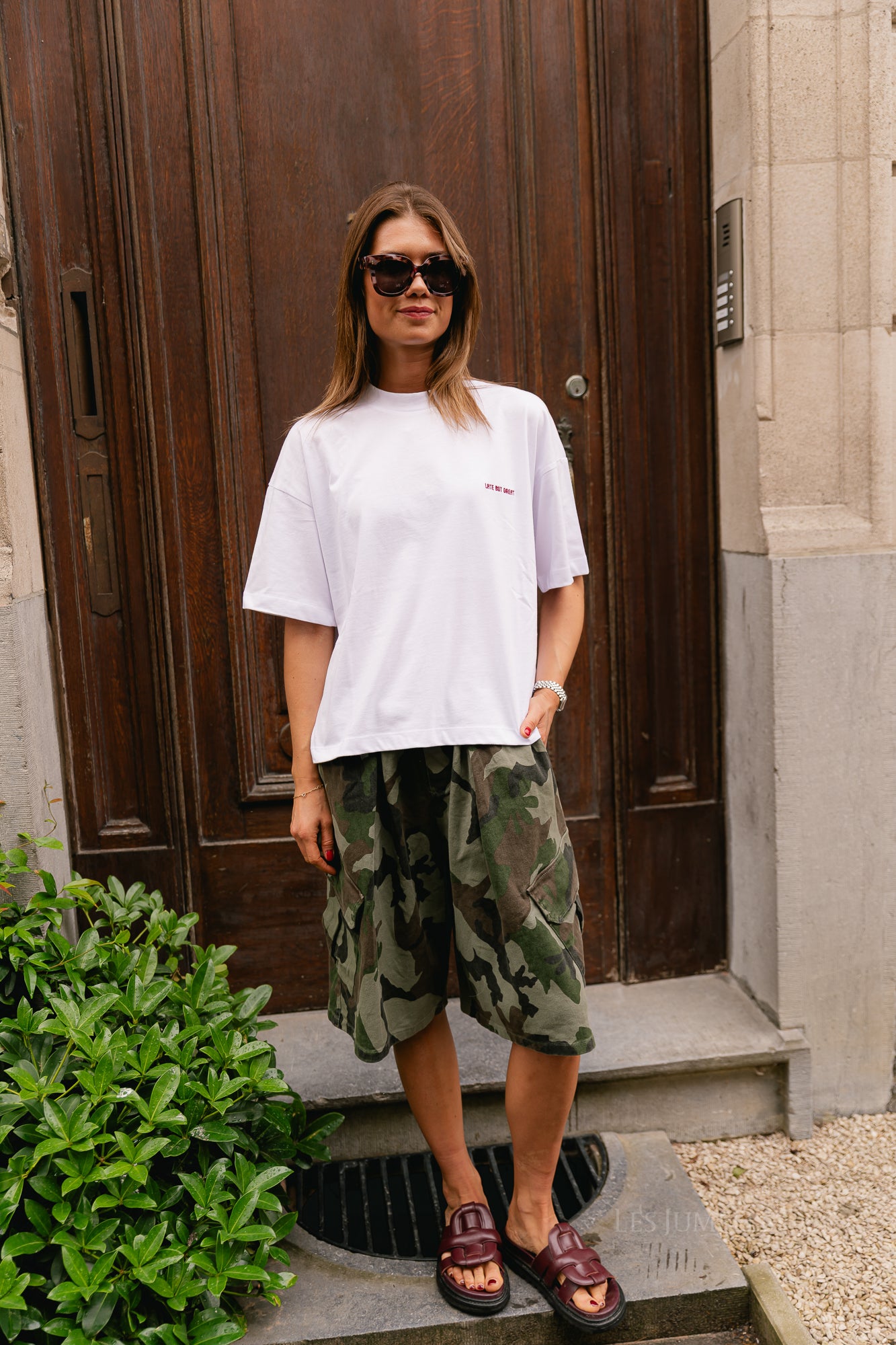 Late but great T-shirt white