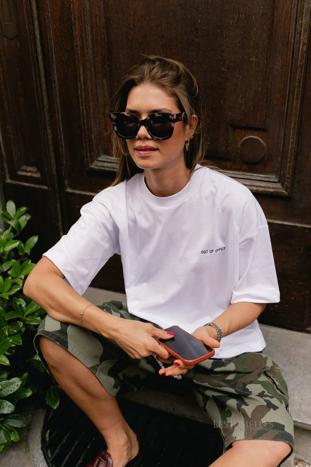 Out of office T-shirt white