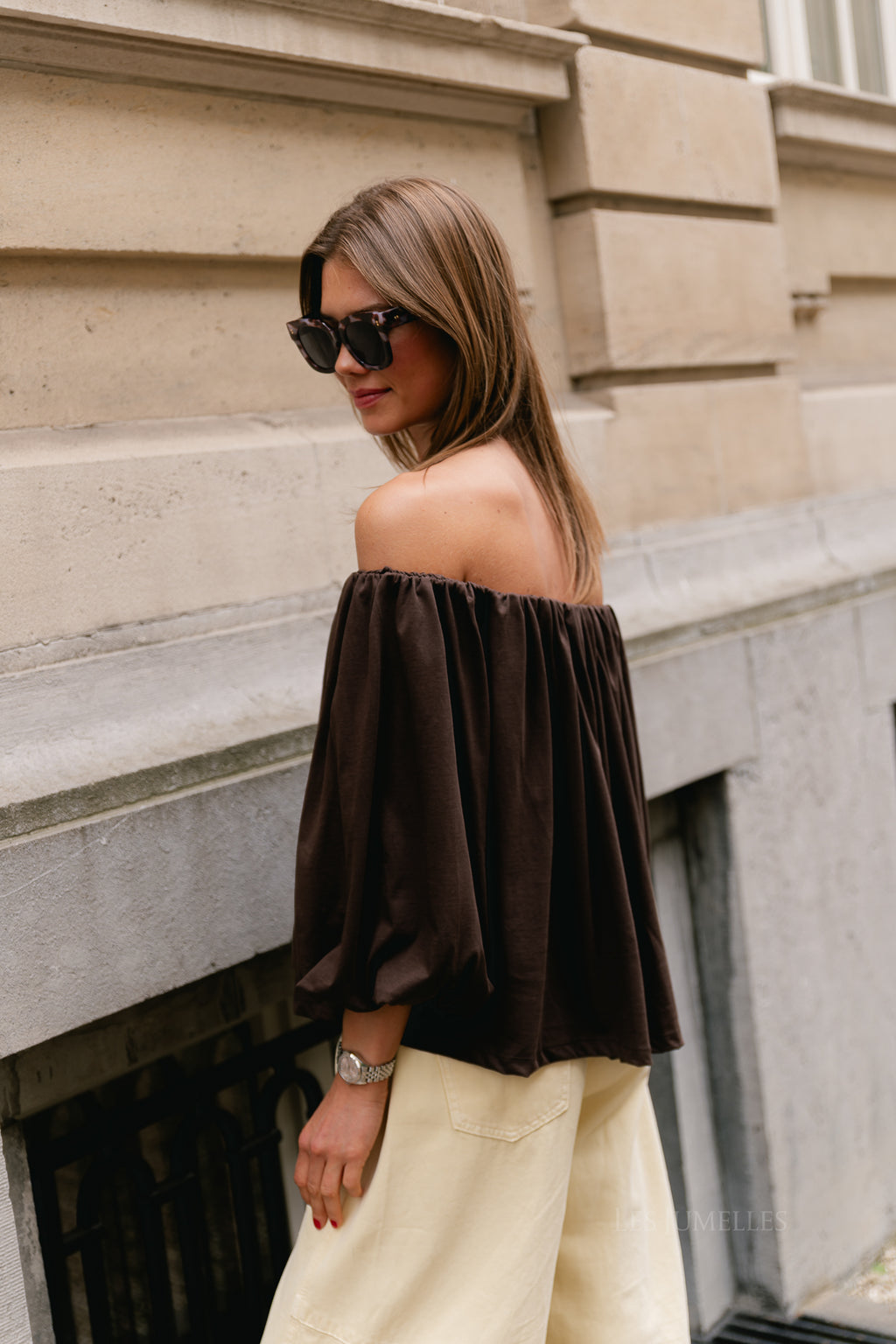 Judith off shoulder blouse hot chocolate