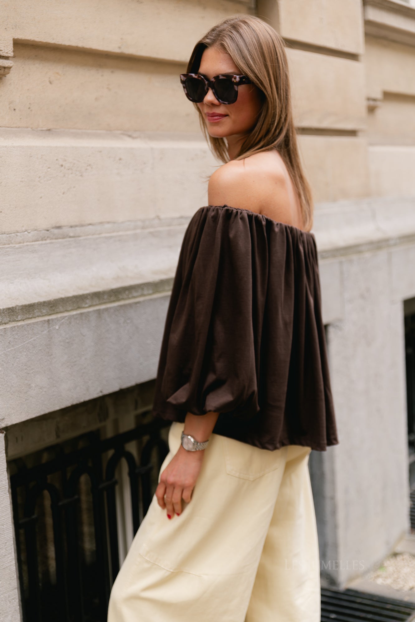 Judith off shoulder blouse hot chocolate – Les Jumelles
