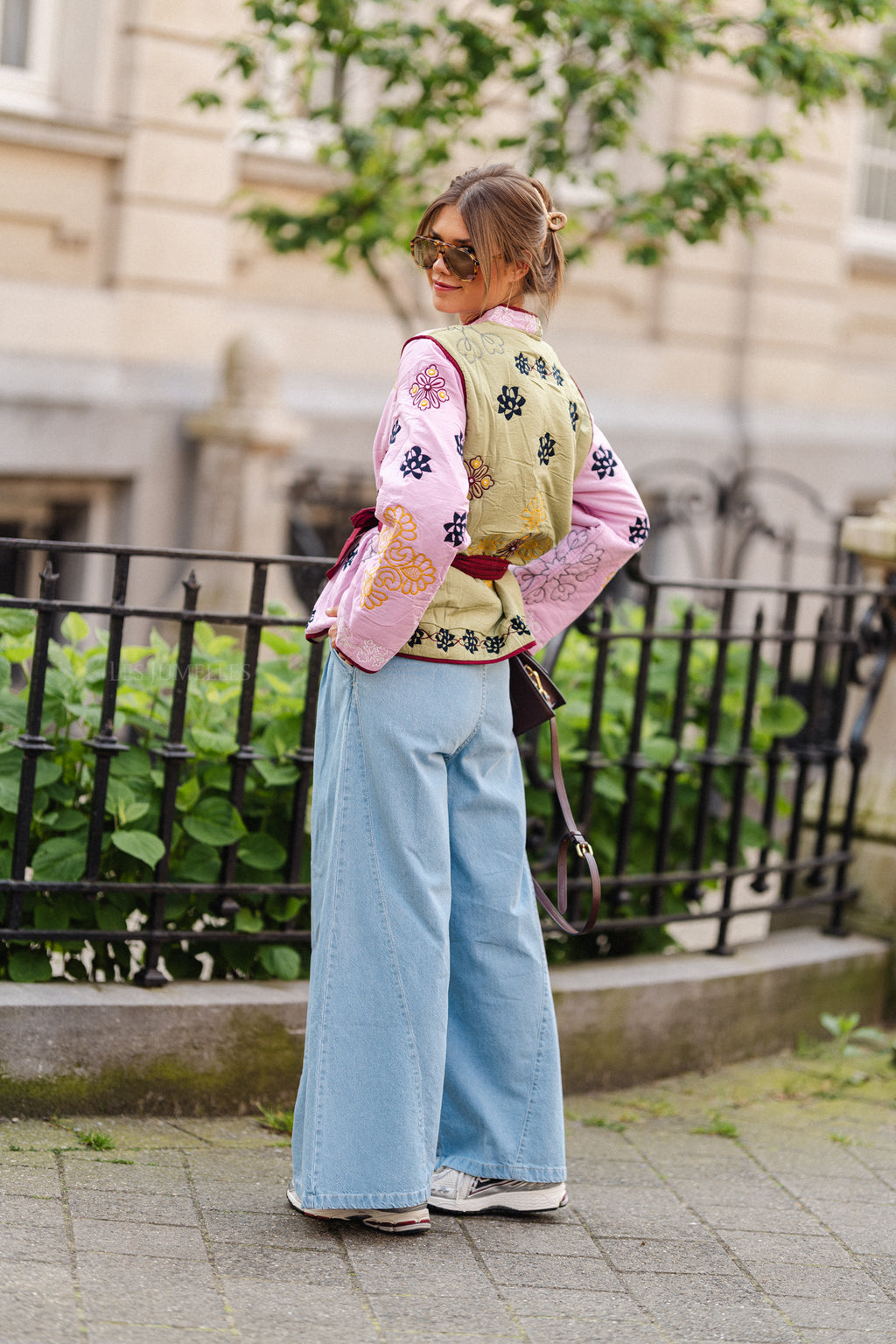 YasEmelia geborduurd jasje lila chiffon