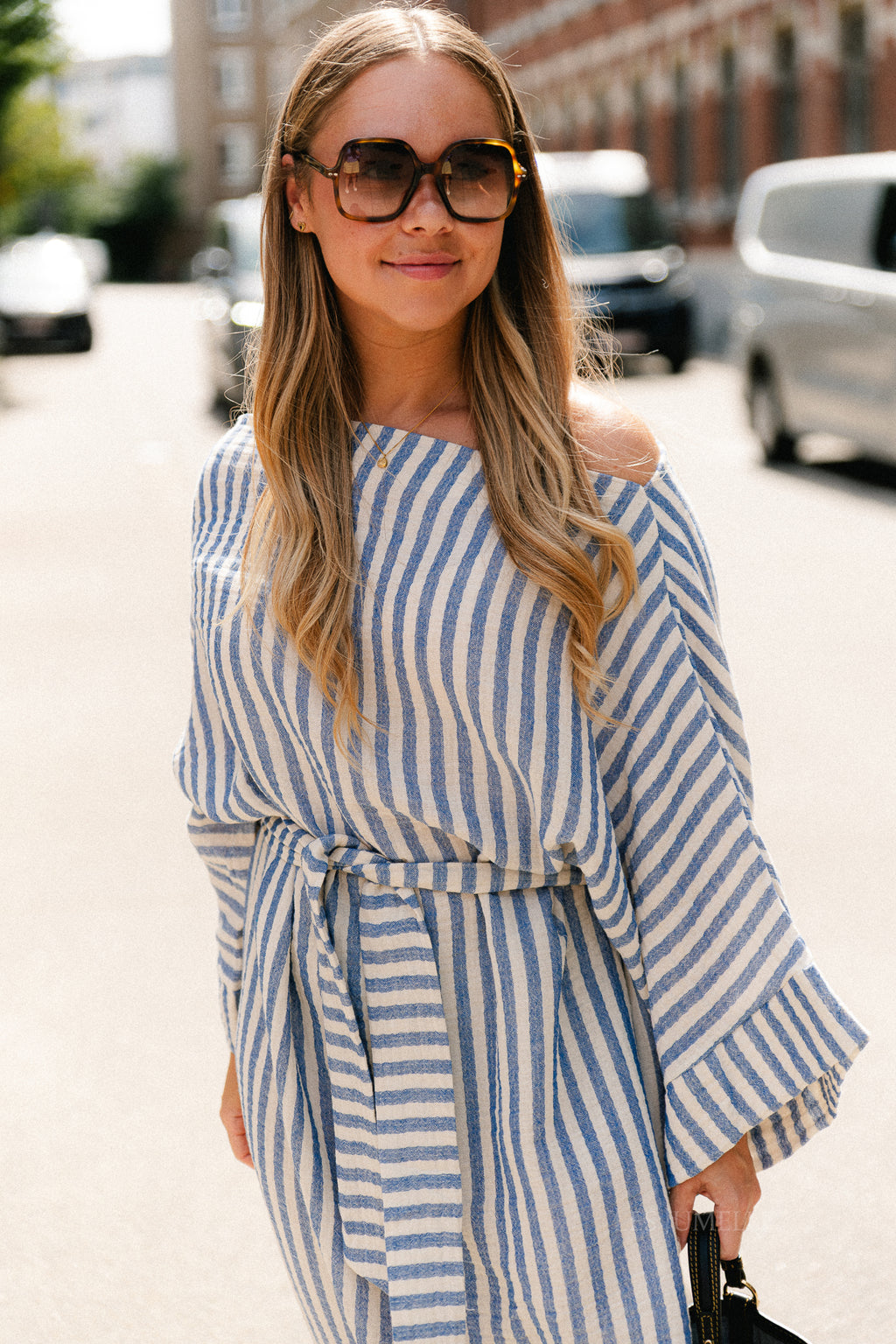 Maelys striped off-shoulder dress ecru/blue