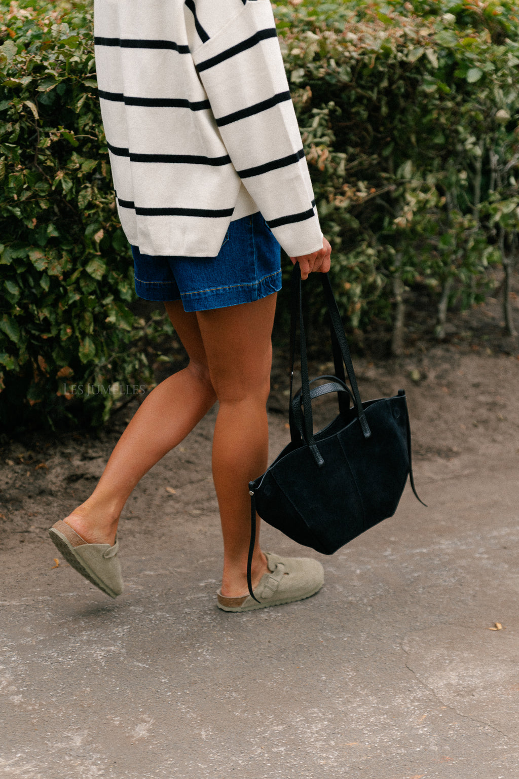 Emma suede handbag black