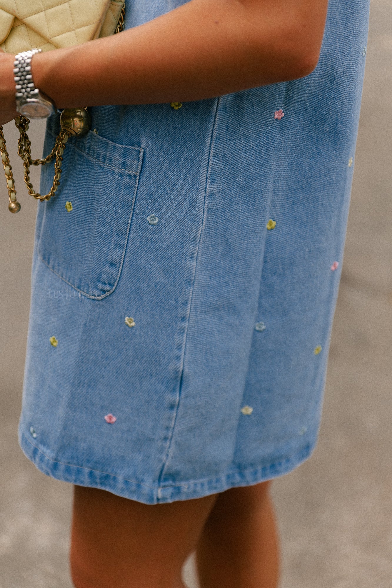 Elodie embroidered SL dress light blue denim