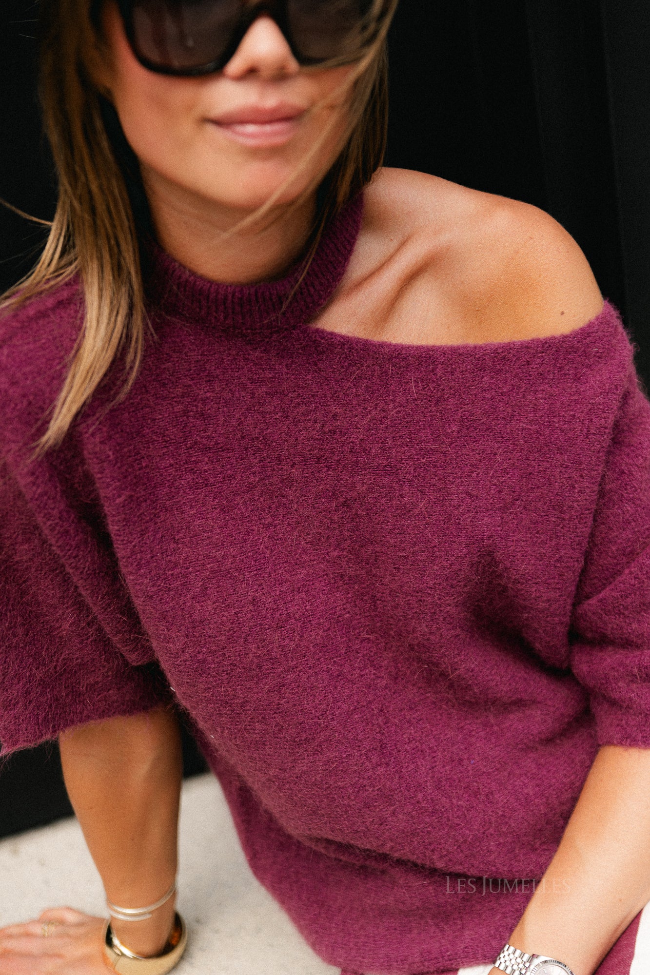 Beatrice open shoulder jumper burgundy