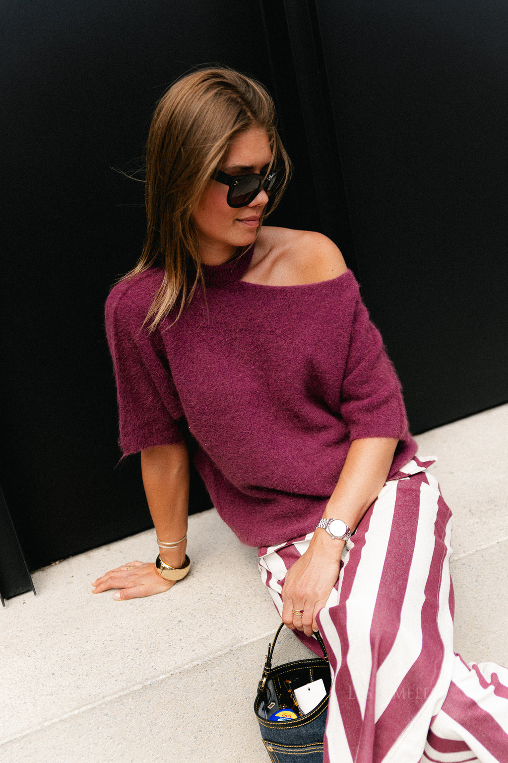 Beatrice open shoulder jumper burgundy