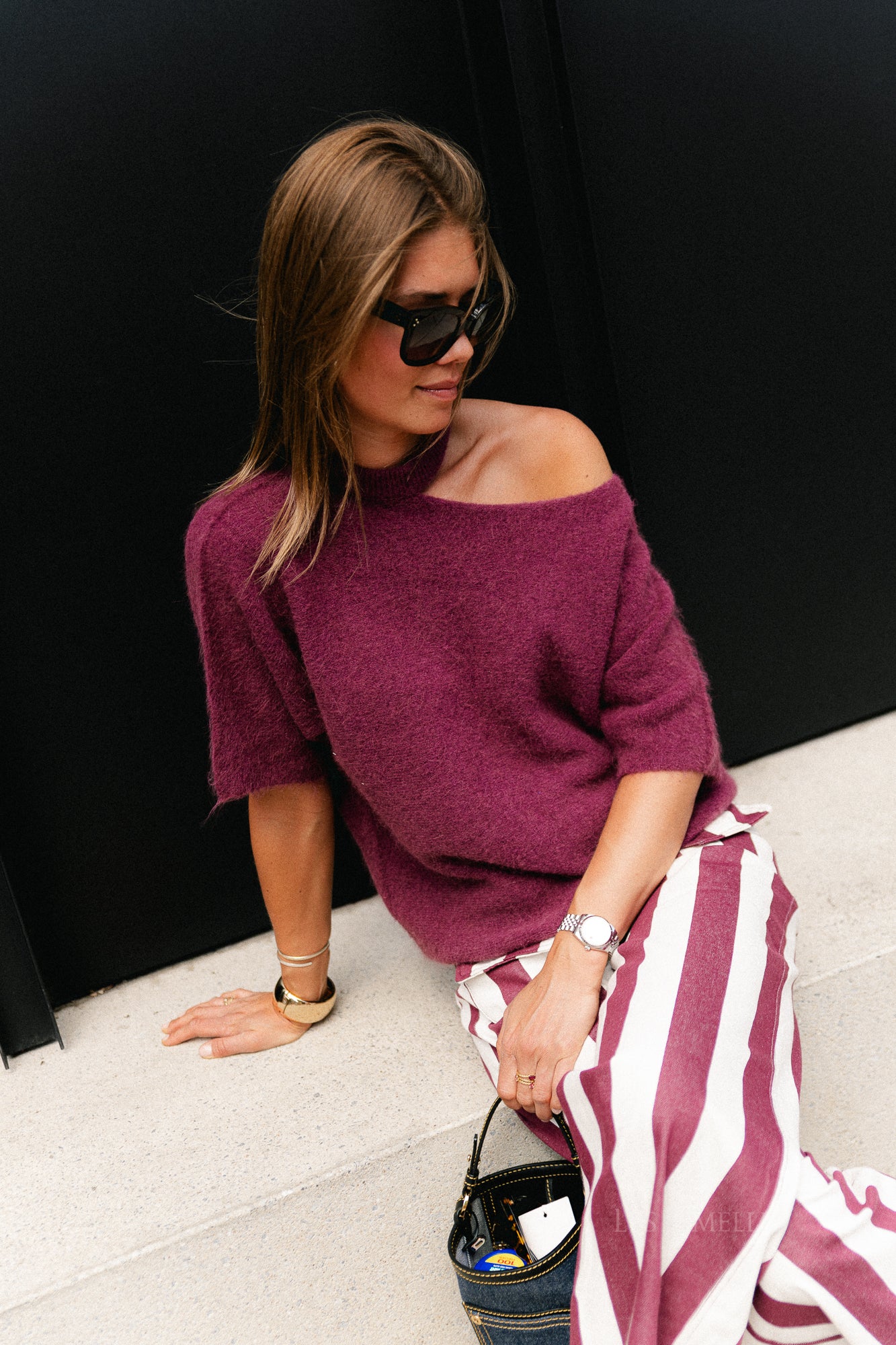 Beatrice open shoulder jumper burgundy