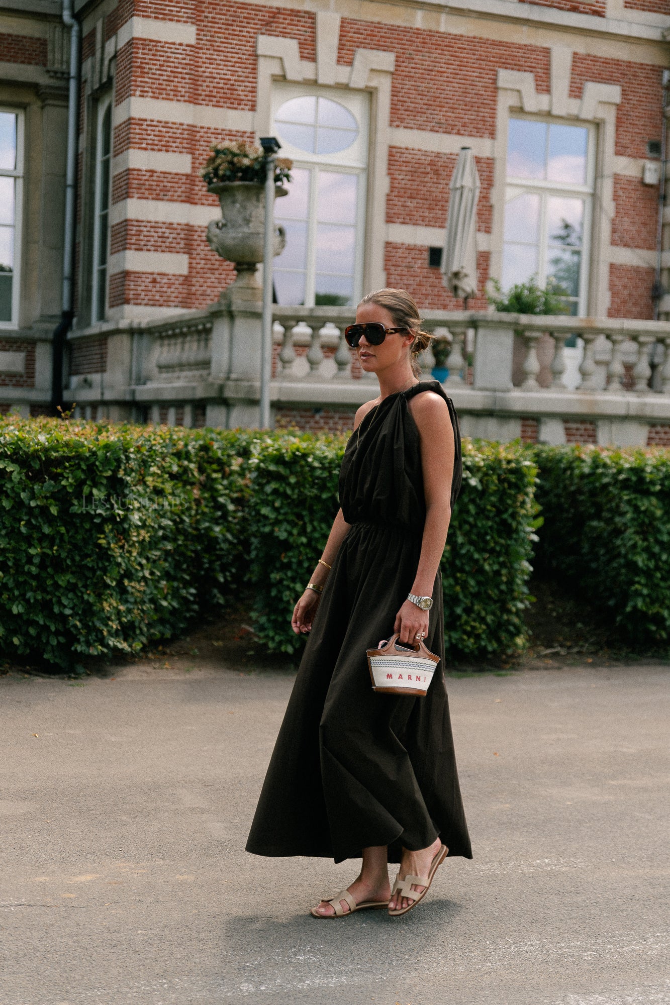 Fran one shoulder top warme chocolademelk