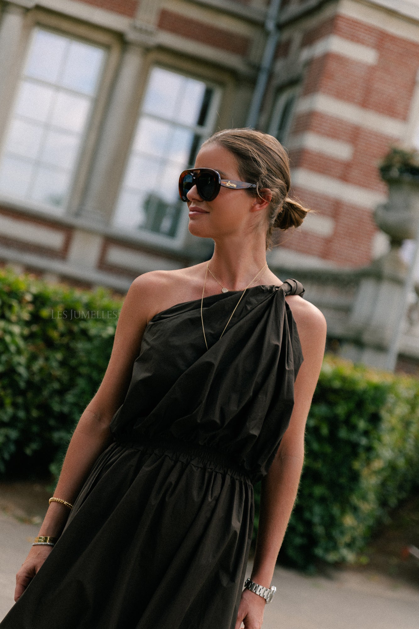 Fran one shoulder top warme chocolademelk