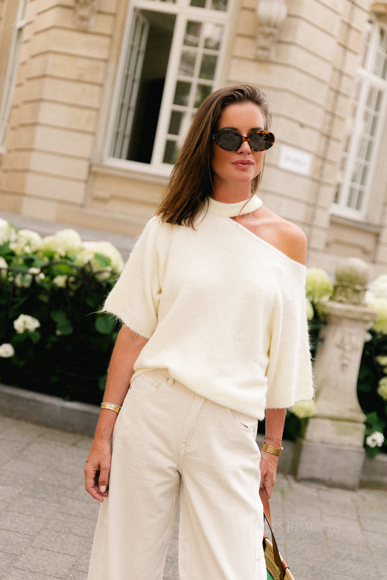 Beatrice open shoulder jumper butter yellow