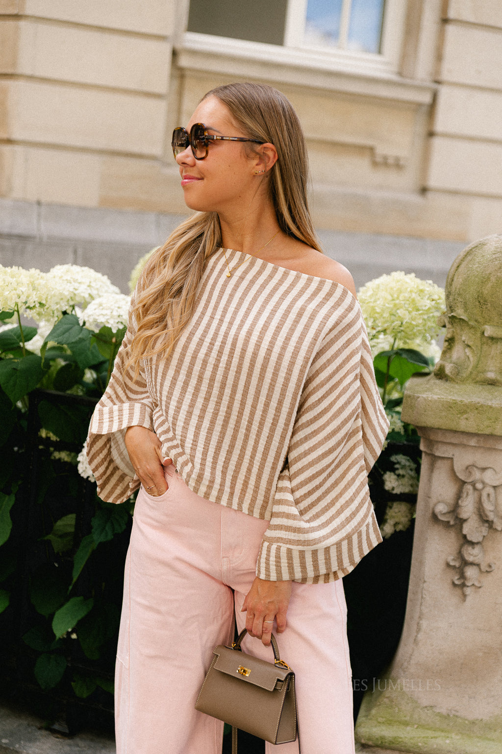 Maelys striped off-shoulder blouse ecru/tannin