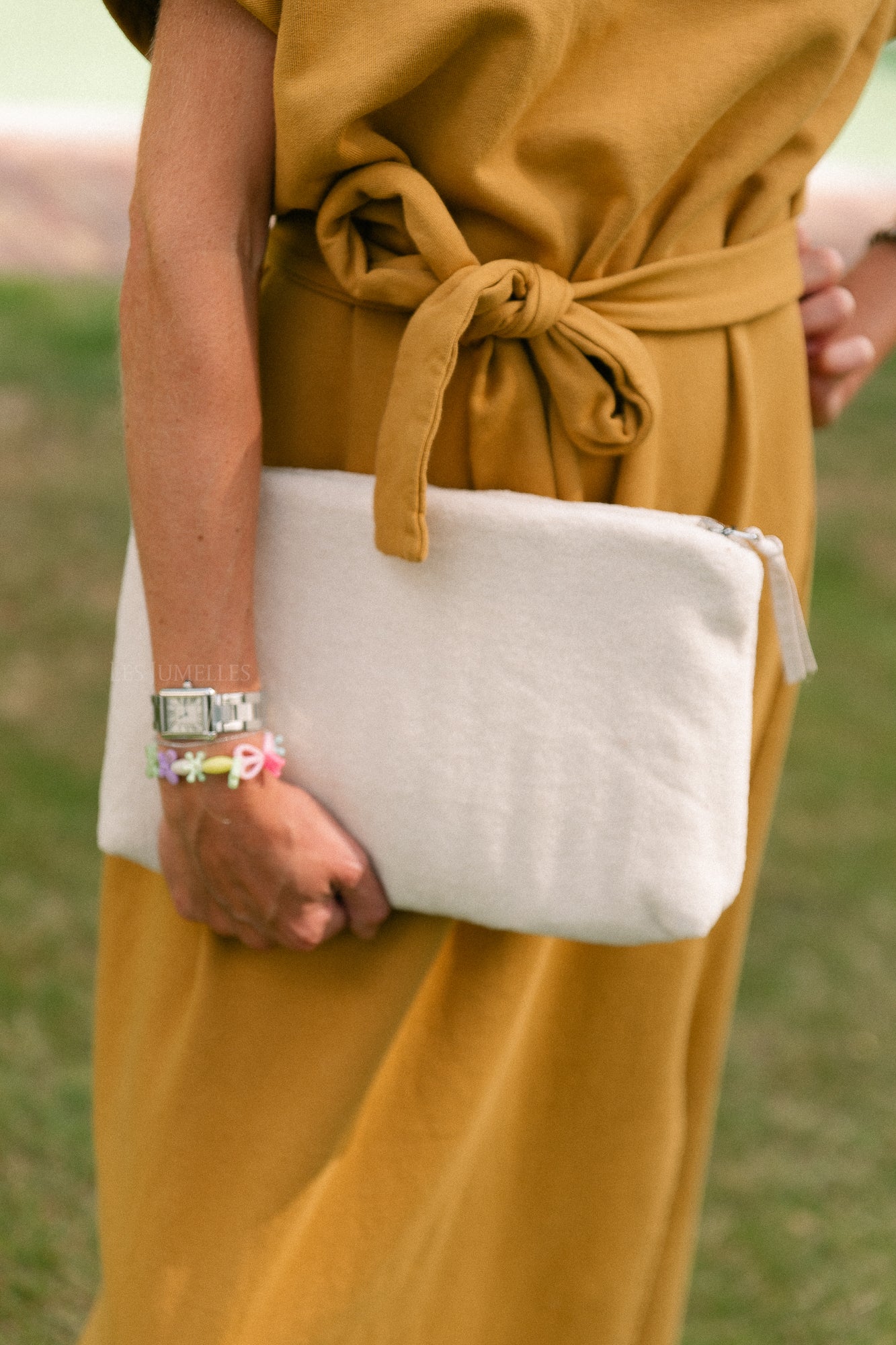 Pia toilet bag ecru