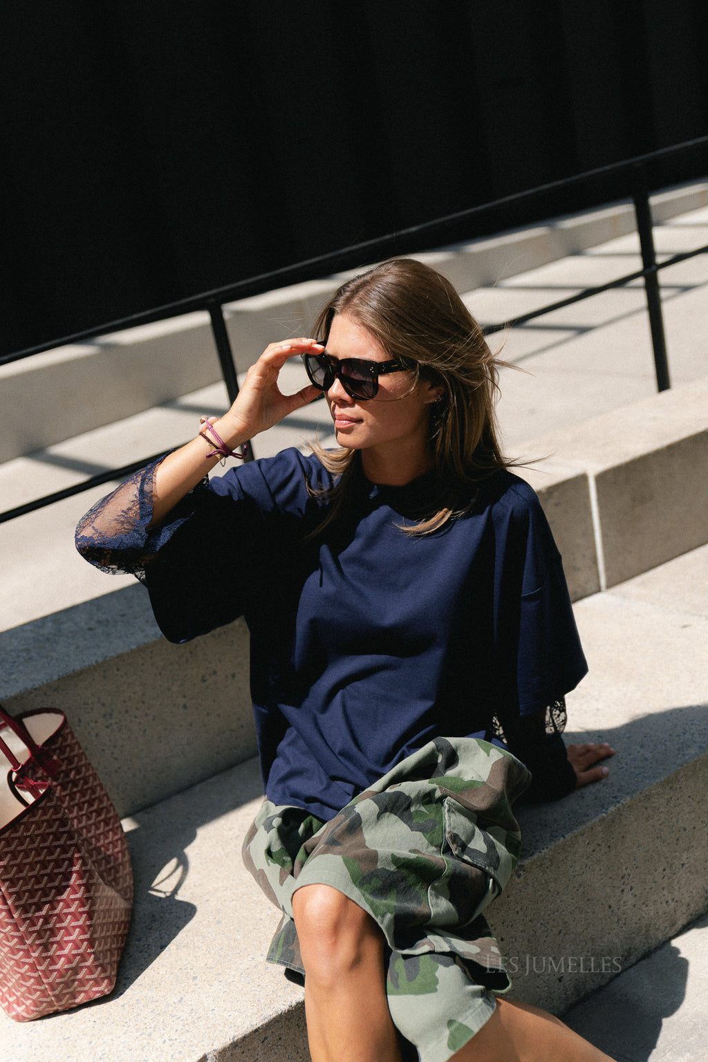 VIAbia LS lace sleeve T-shirt navy blazer