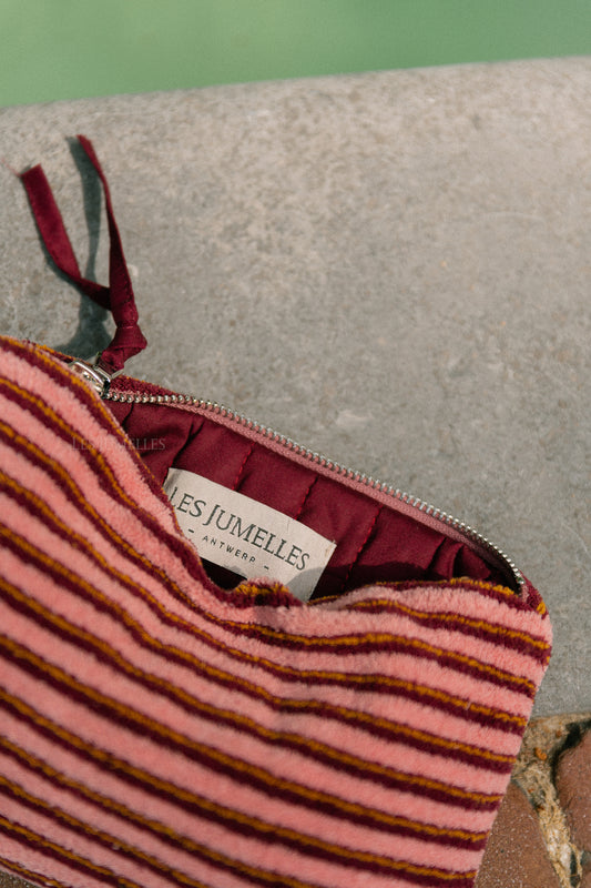 Les Jumelles Pia Schminktasche mit rosa/bordeauxroten Streifen
