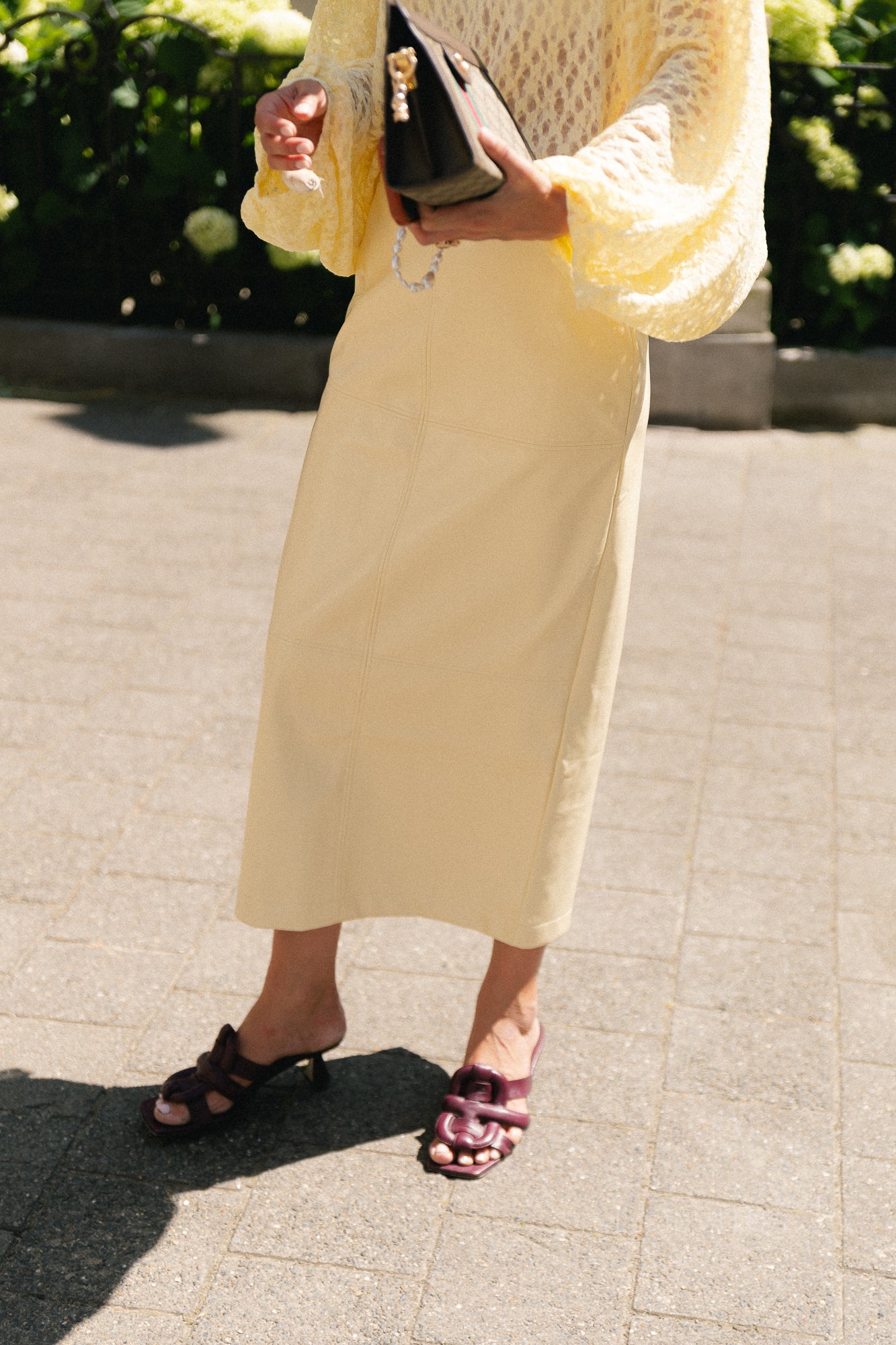 Hillary PU skirt butter yellow