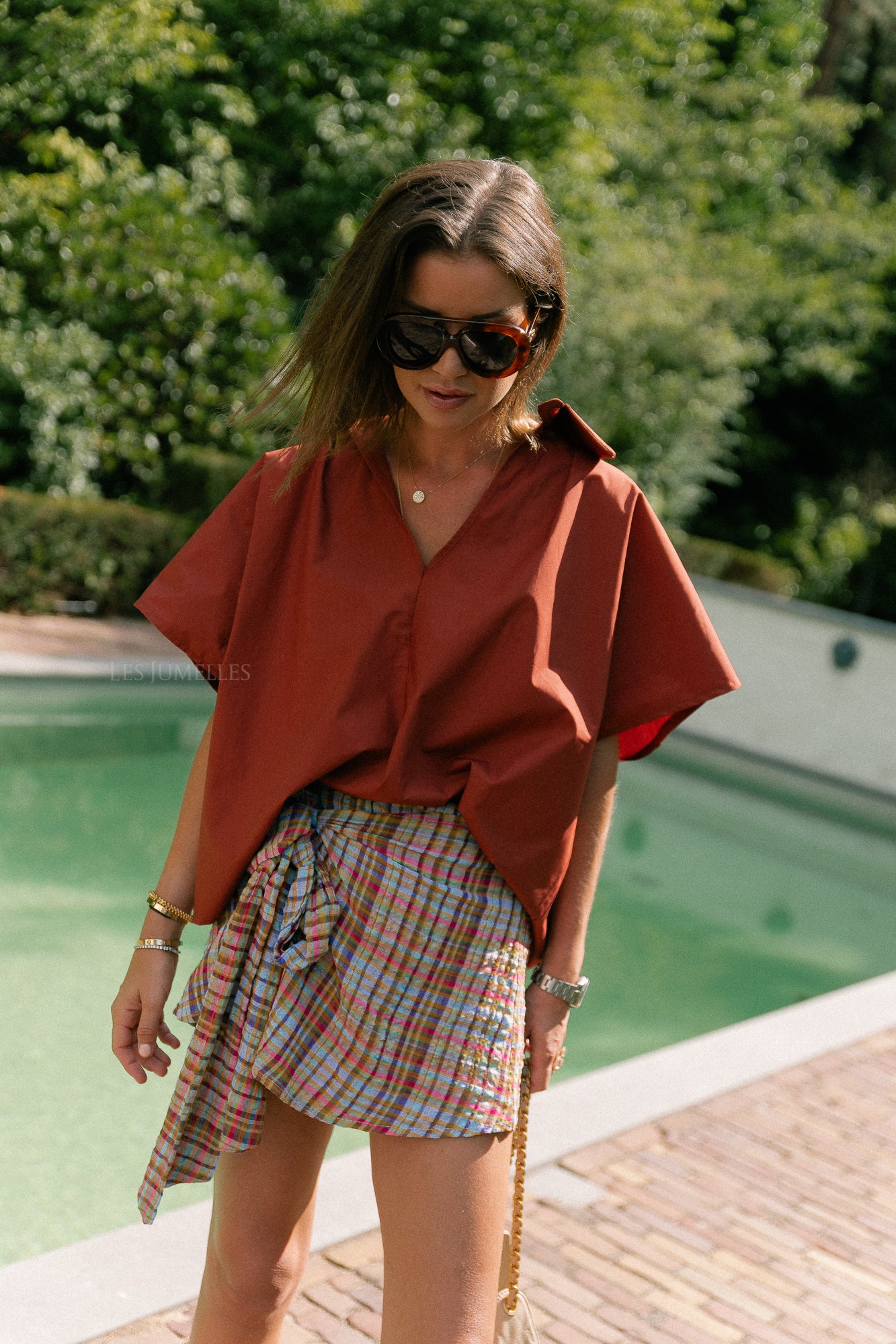 Piper open back blouse brick