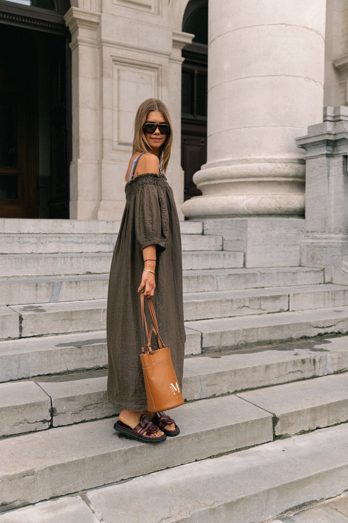 Judith Off-Shoulder-Kleid Hot Chocolate