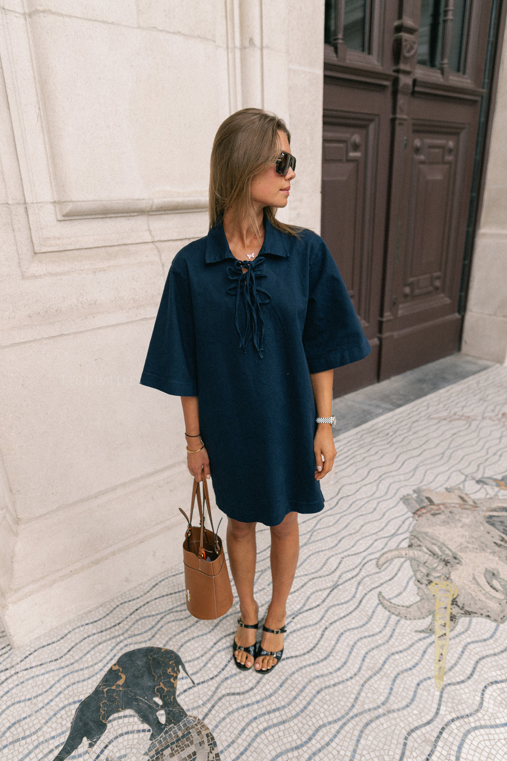 Leonie Kleid in Navy