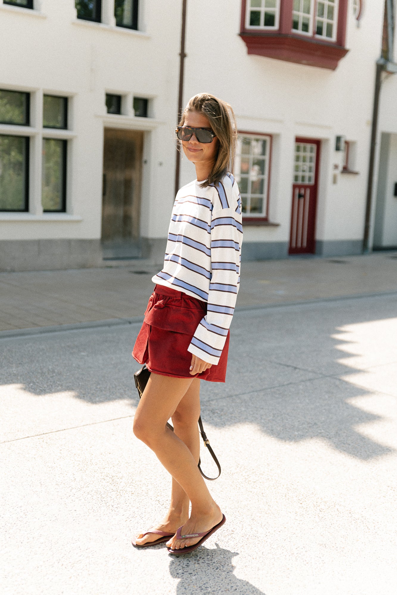 Alexandra balloon fit shorts garnet – Les Jumelles