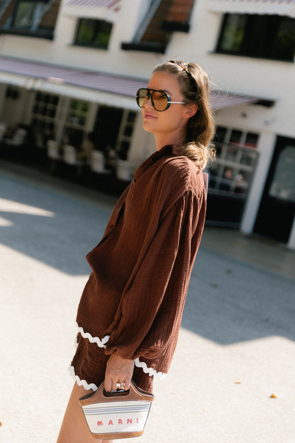 Tatum tetra shirt swirl hot chocolate