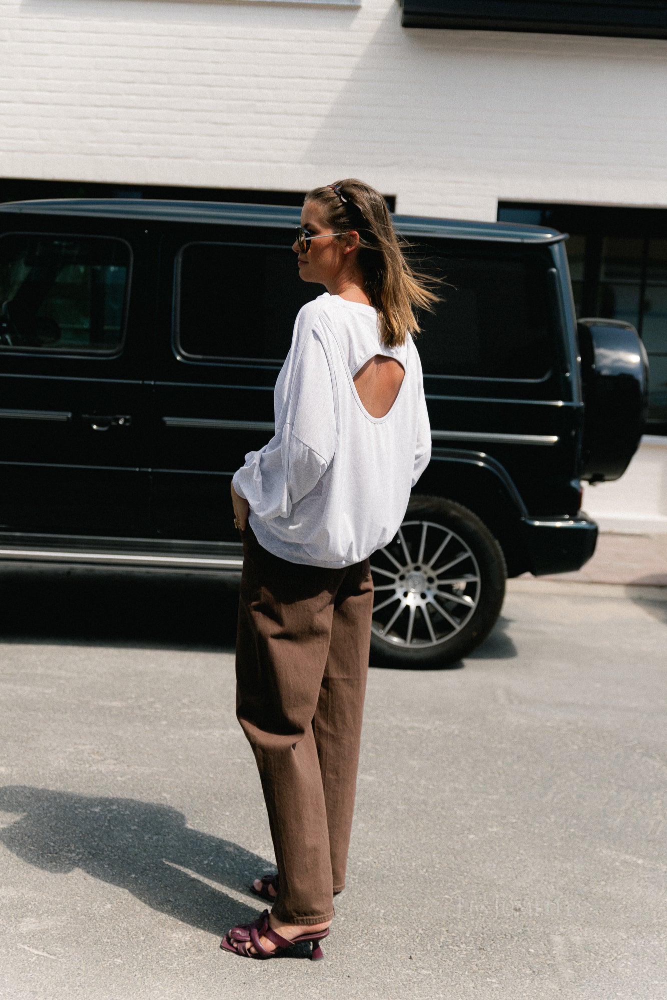 PCGrace MW barrel ankle jeans hot fudge