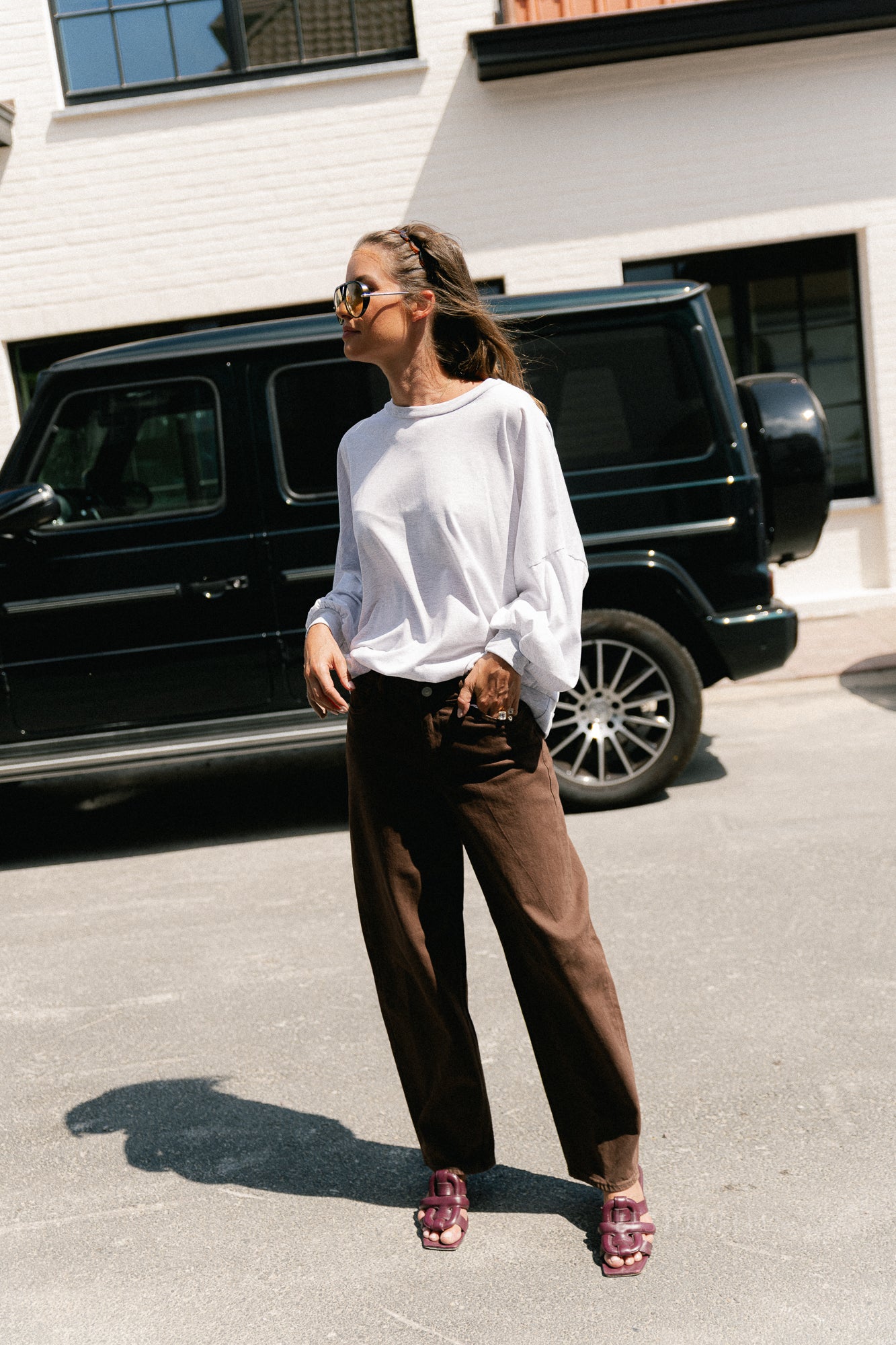 PCGrace MW barrel ankle jeans hot fudge