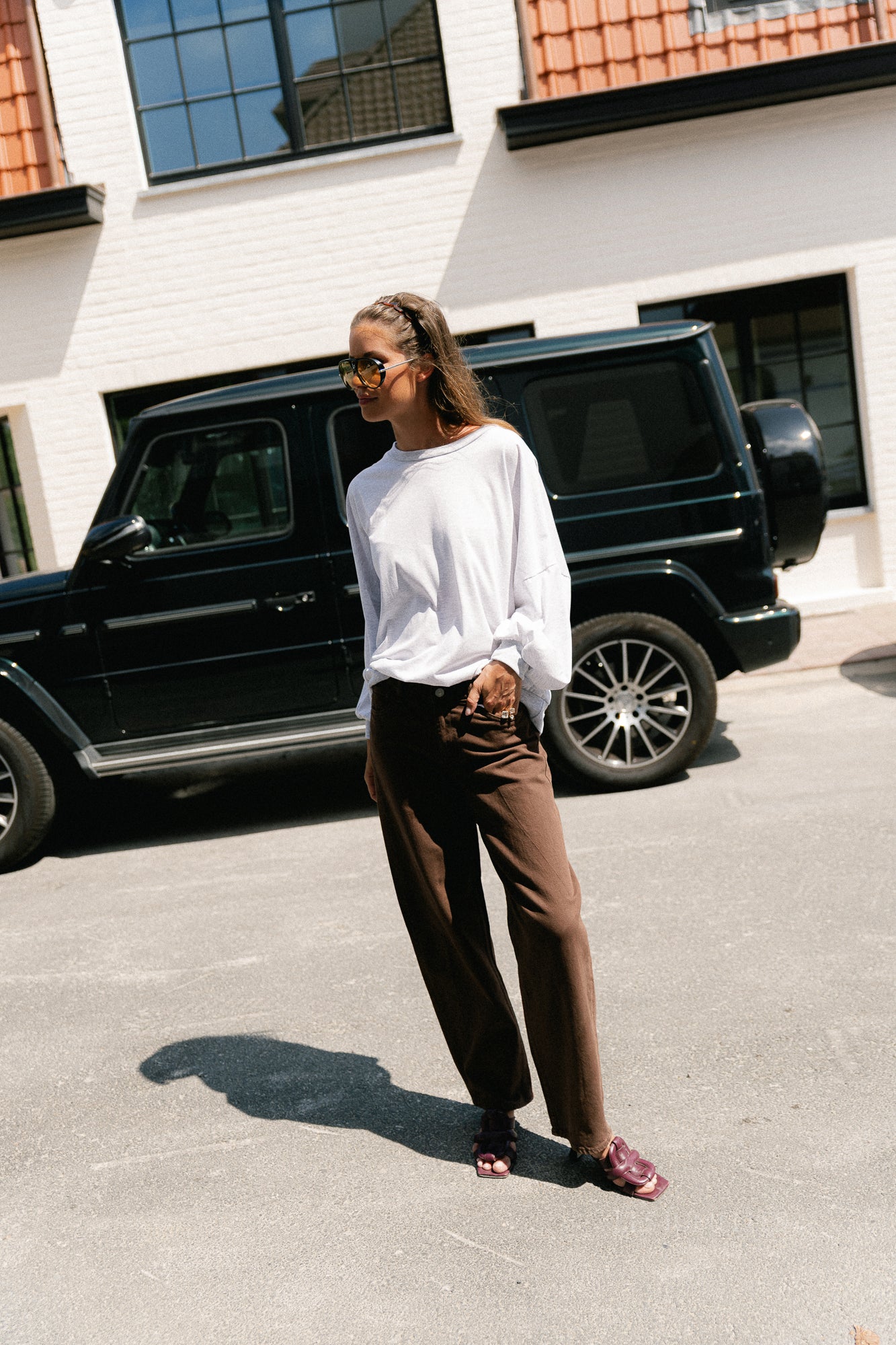 PCGrace MW barrel ankle jeans hot fudge