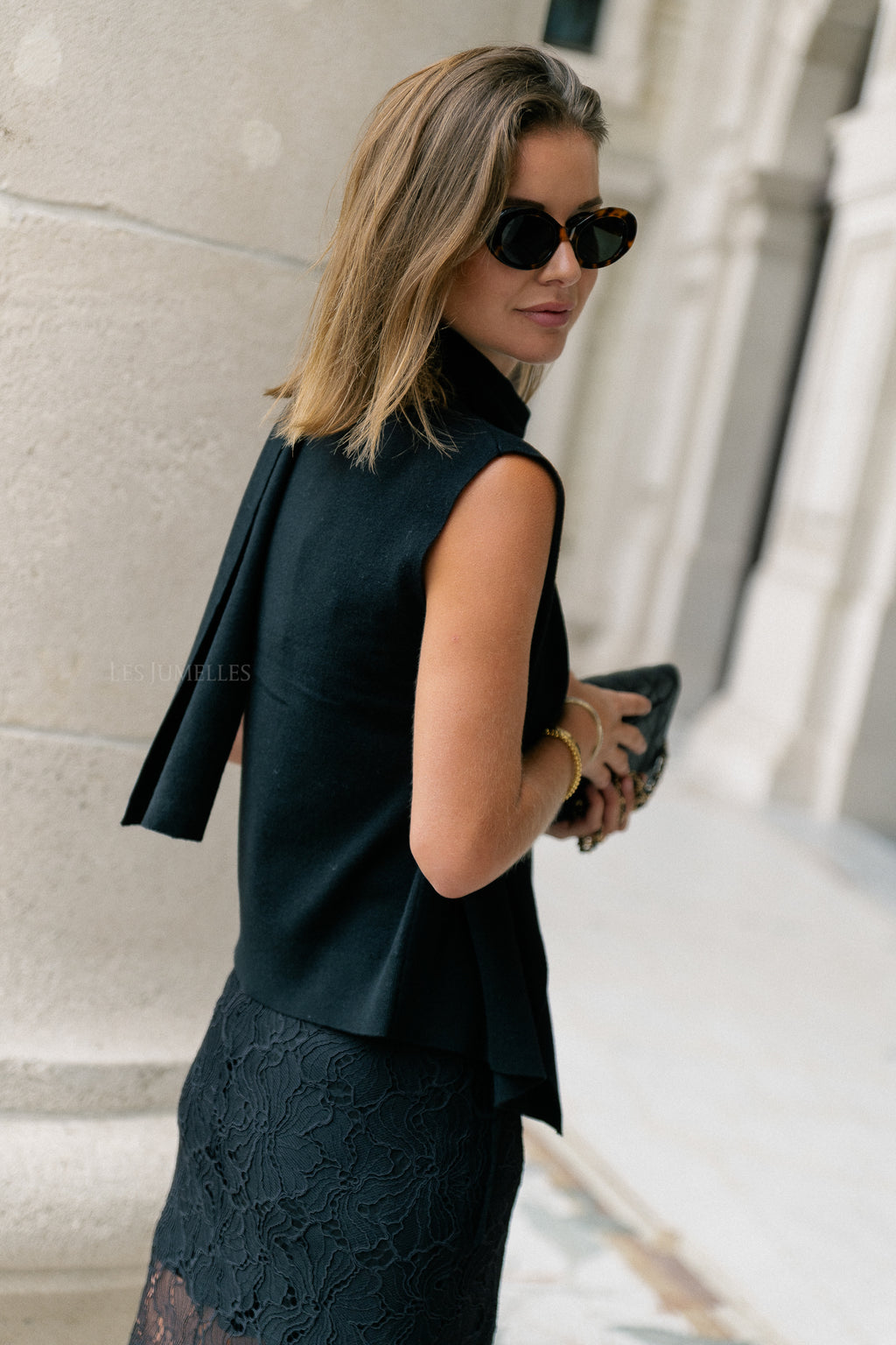 Pheres sleeveless draped jumper black