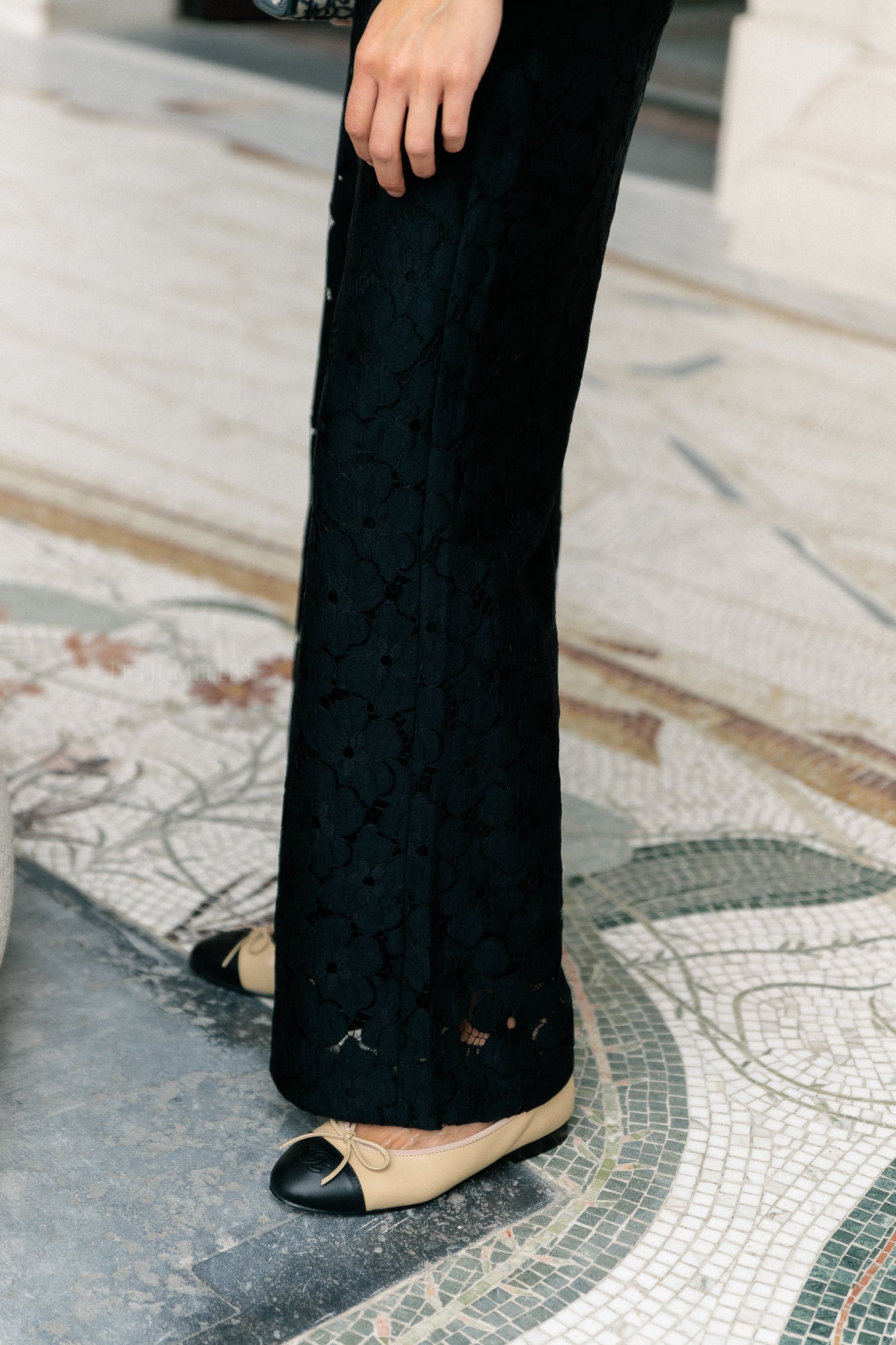 Joyce wide lace pants black