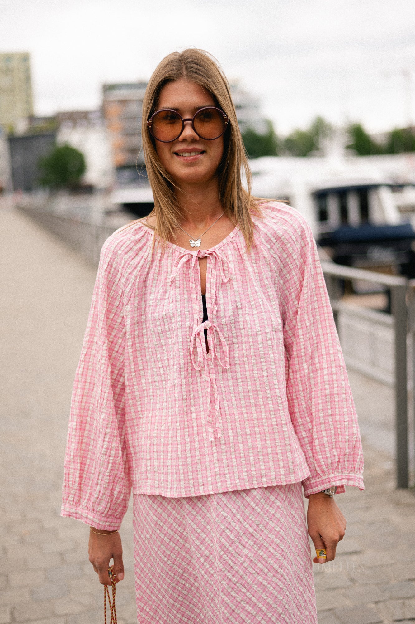 Lianne tie front checkered blouse pink
