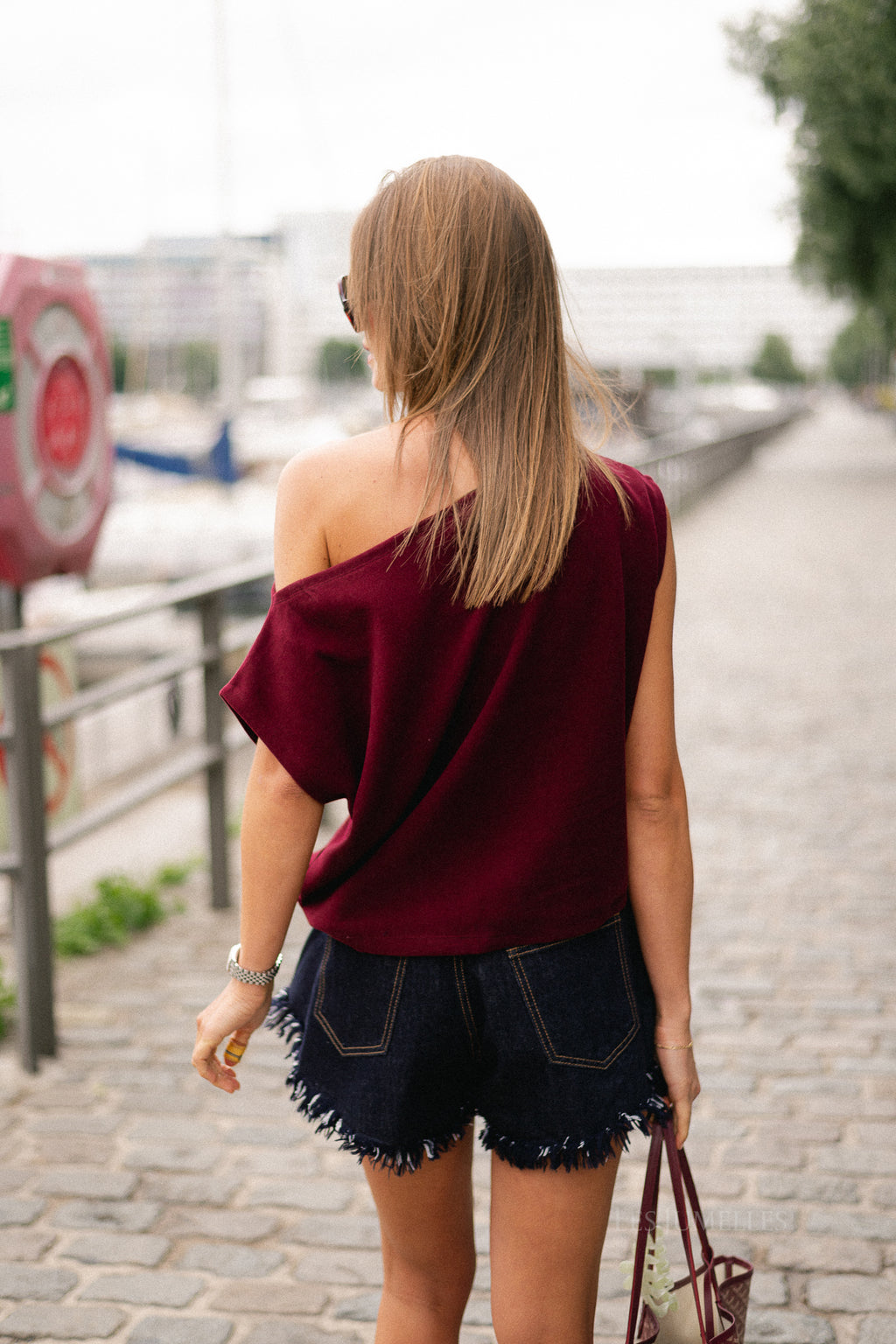 Amaya asymmetric top cherry