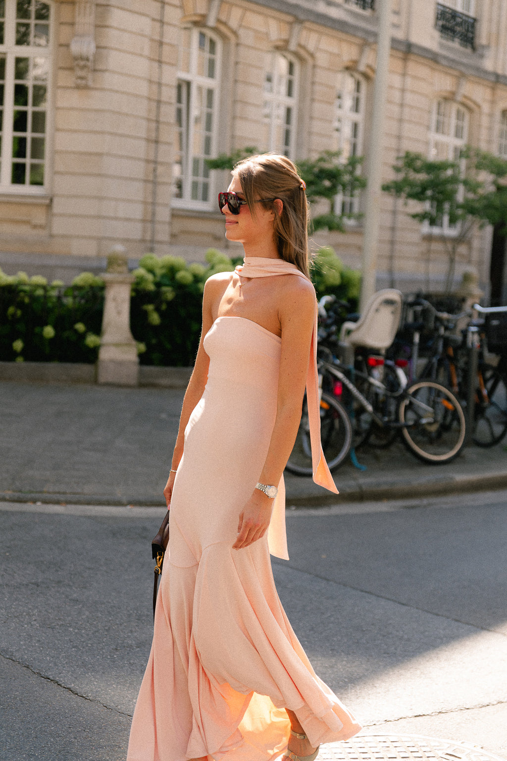 YASGodita bandeau long dress peach powder