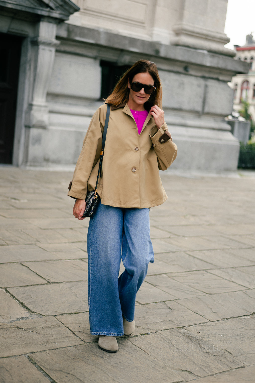 Alex barn jacket camel