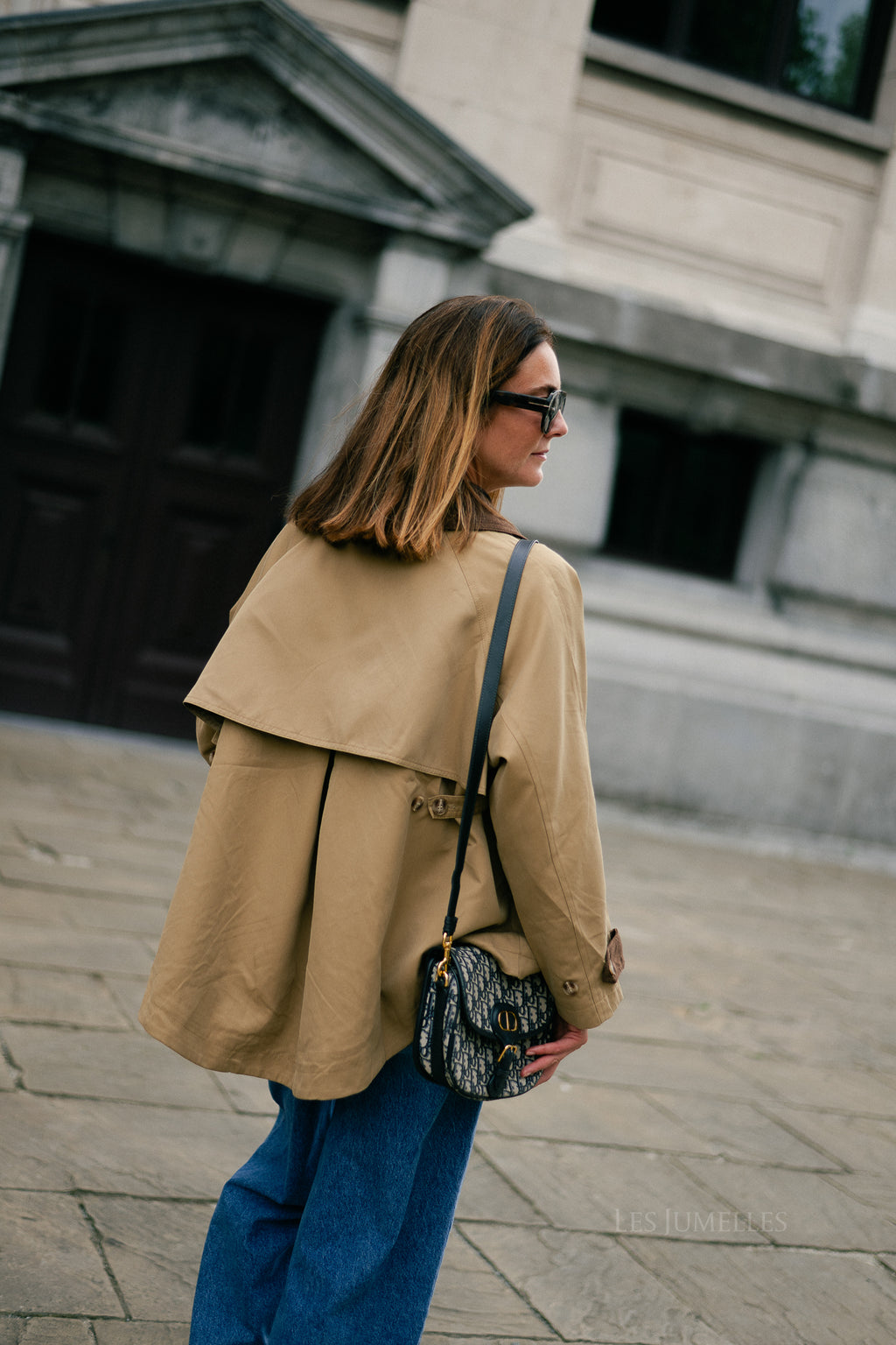 Alex barn jacket camel