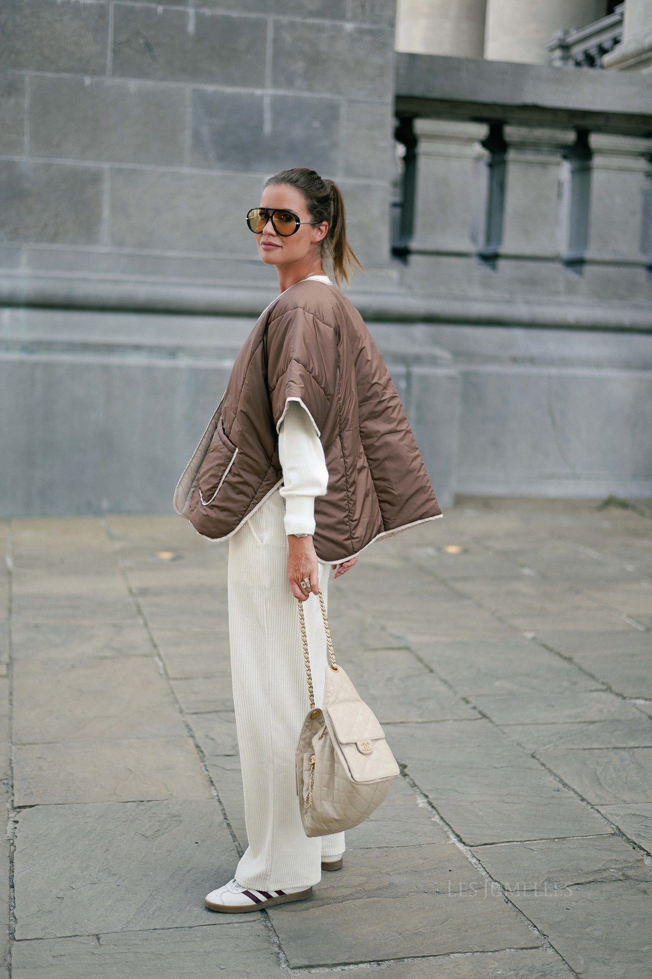 Aline cape brown/beige