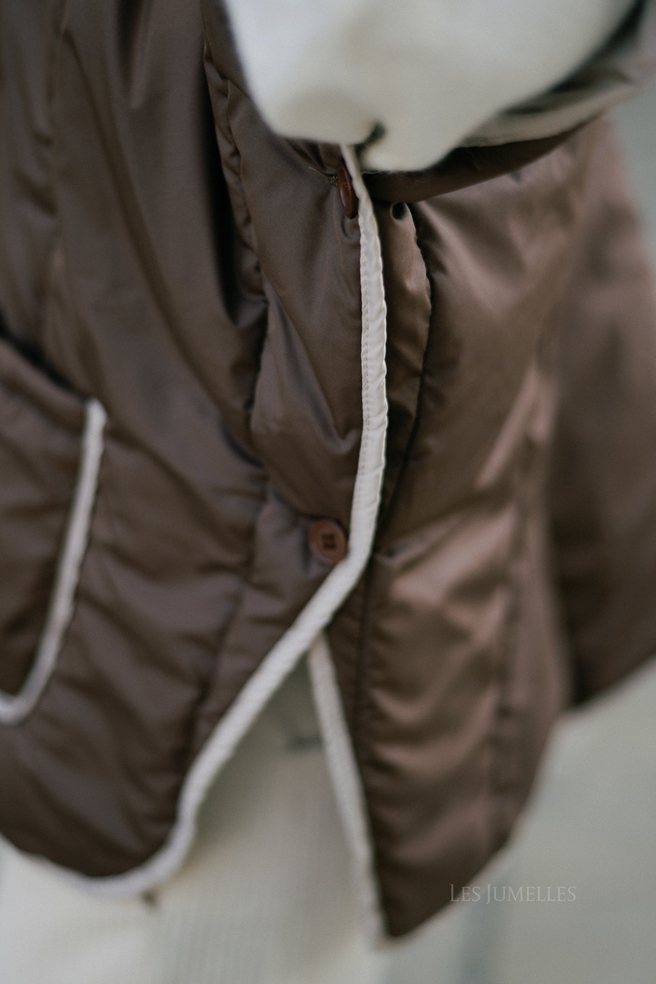 Aline cape brown/beige