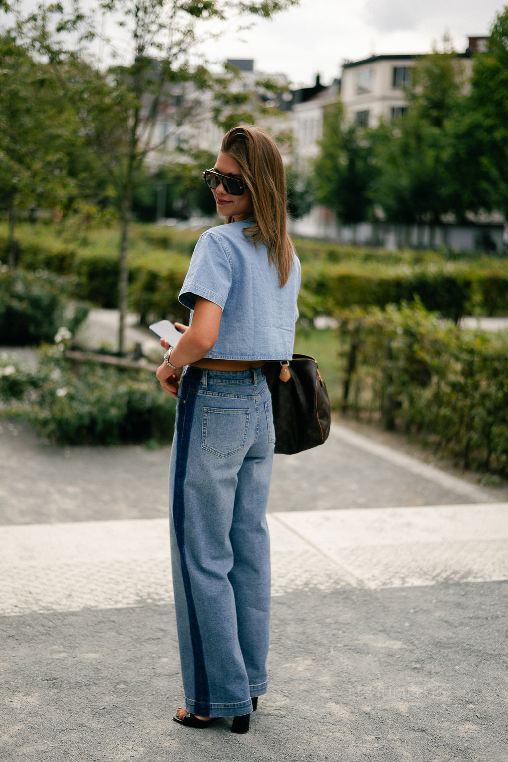 Juniper cropped blouse light blue denim