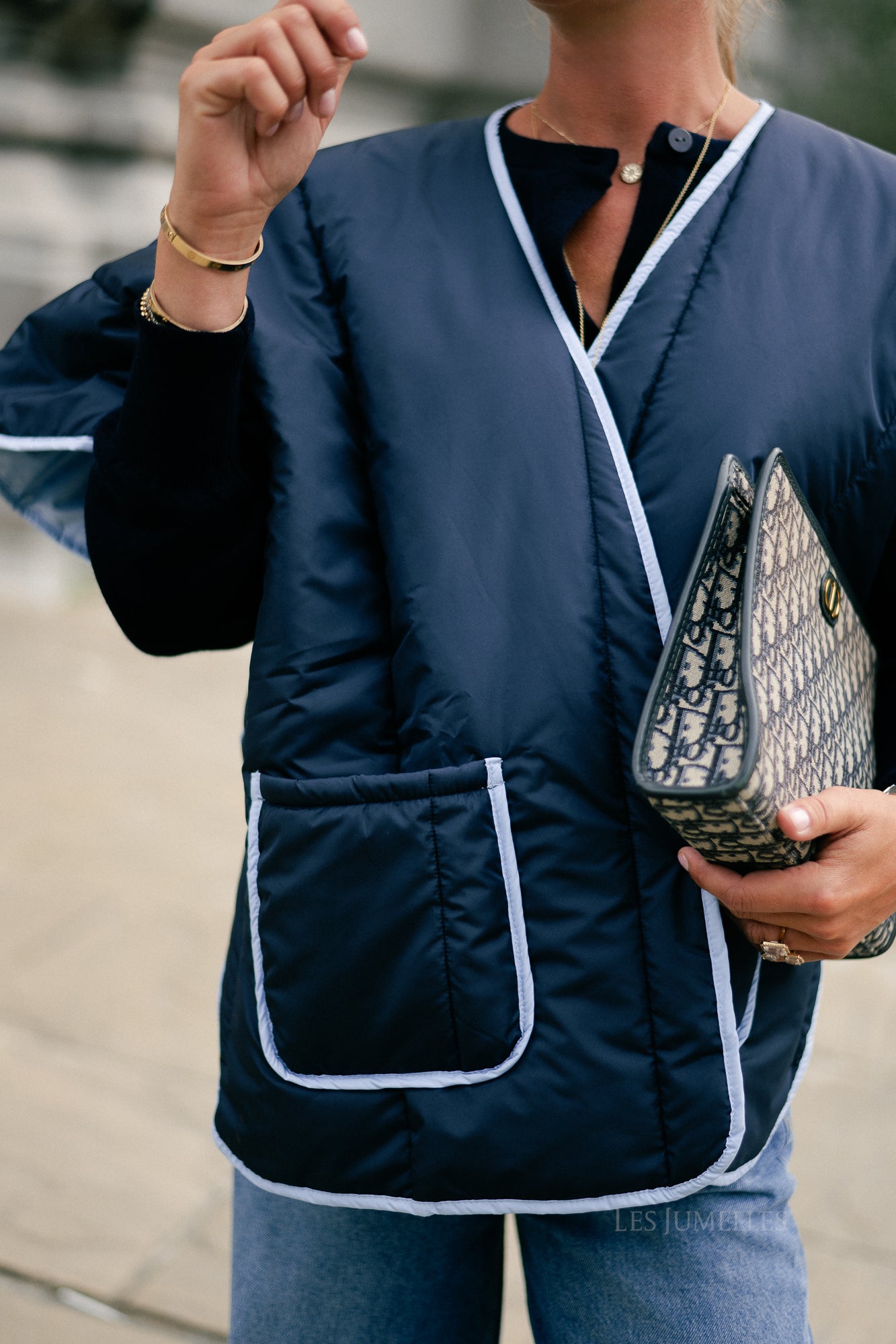 Aline cape navy/light blue