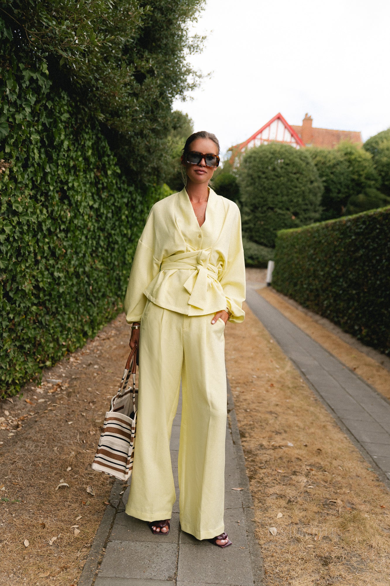Kylie wide leg trousers butter yellow