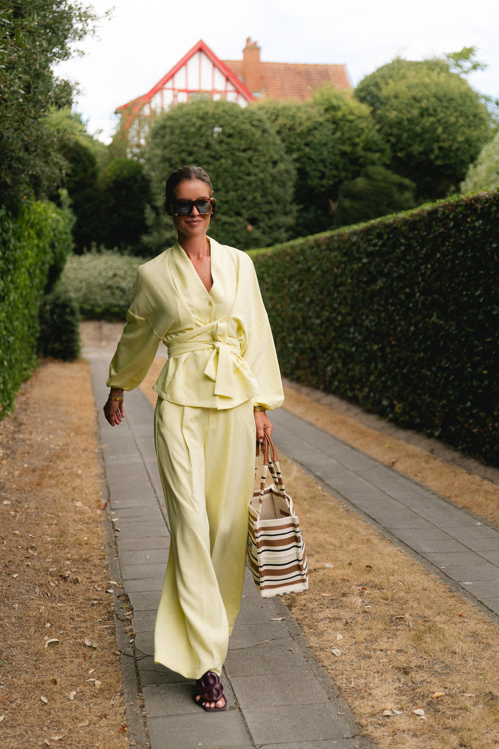 Kylie wide leg trousers butter yellow