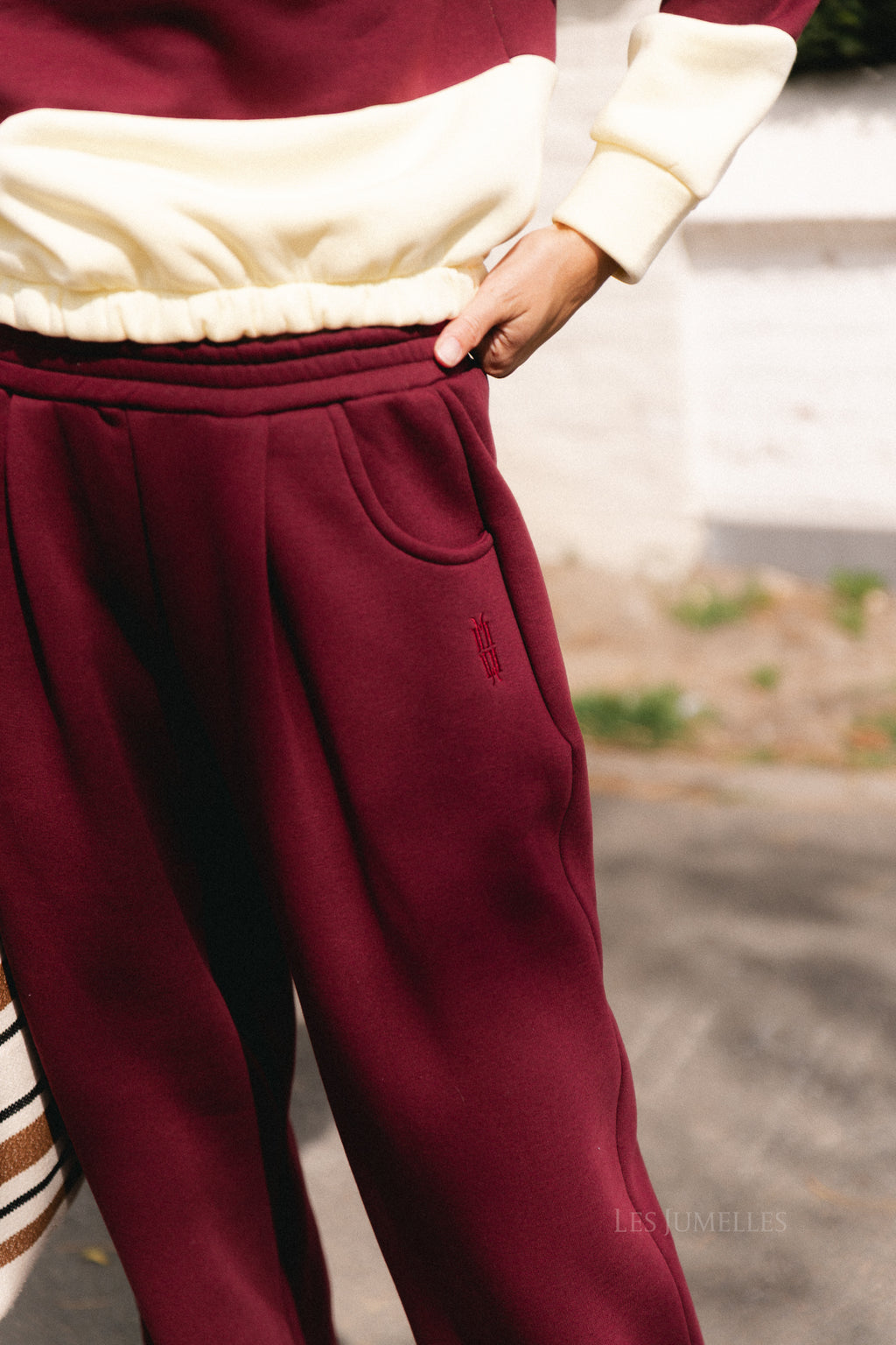 Les Jumelles sweatpants burgundy
